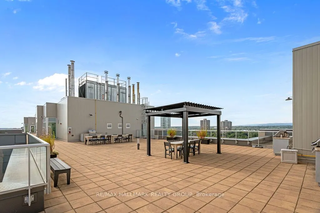 88 Richmond Road, #712
