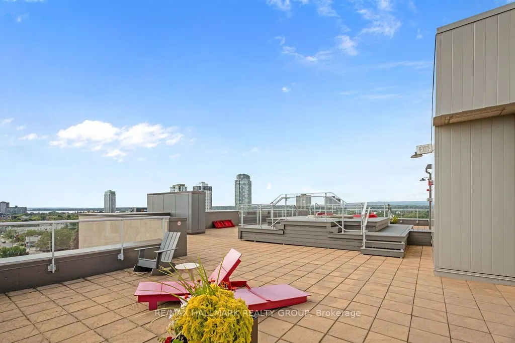 88 Richmond Road, #712