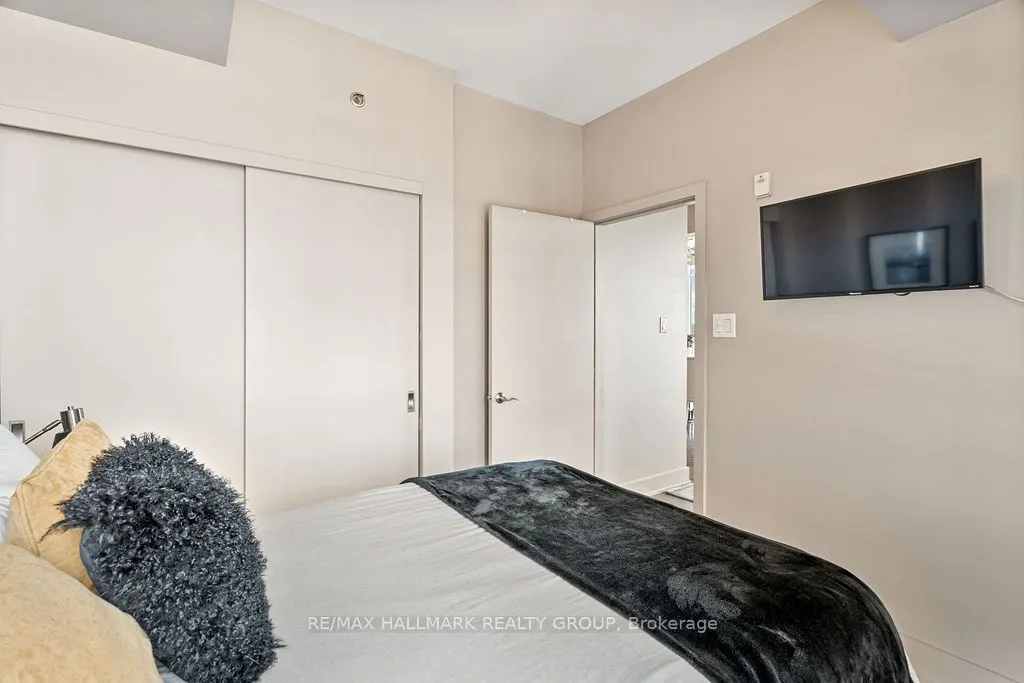 88 Richmond Road, #712