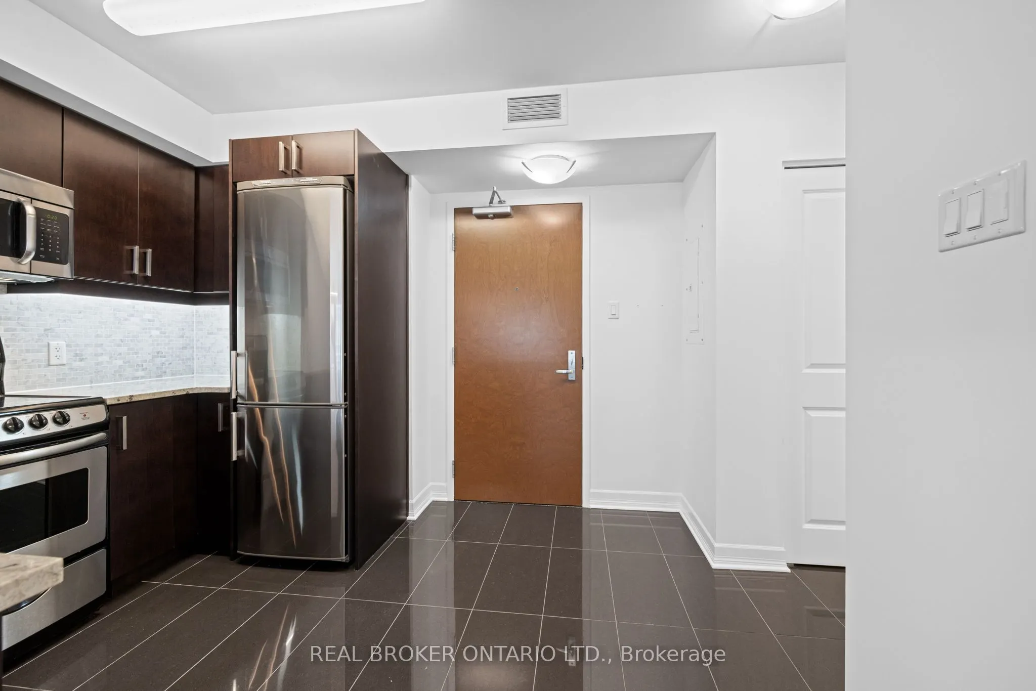 196 Besserer Street, #407