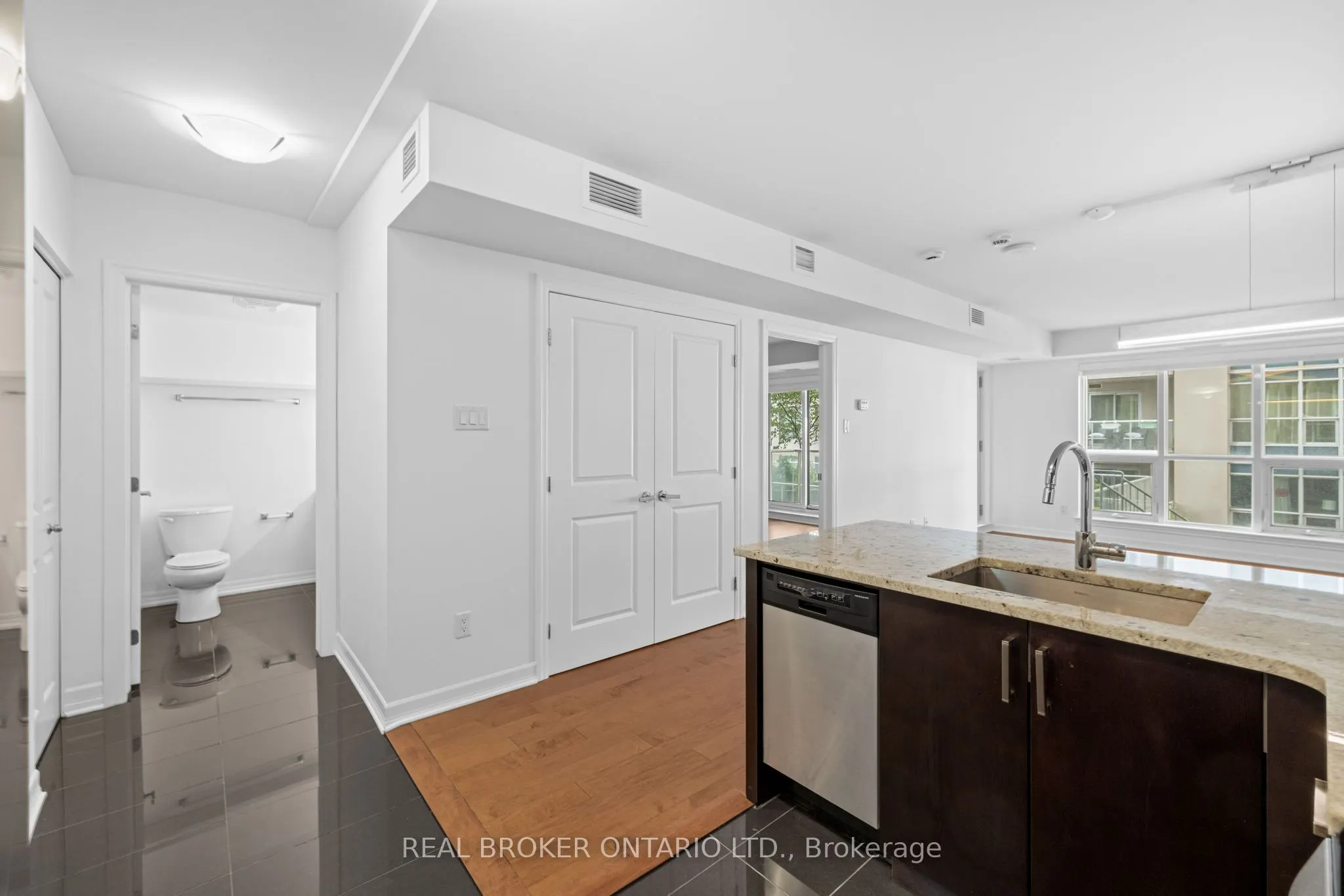 196 Besserer Street, #407
