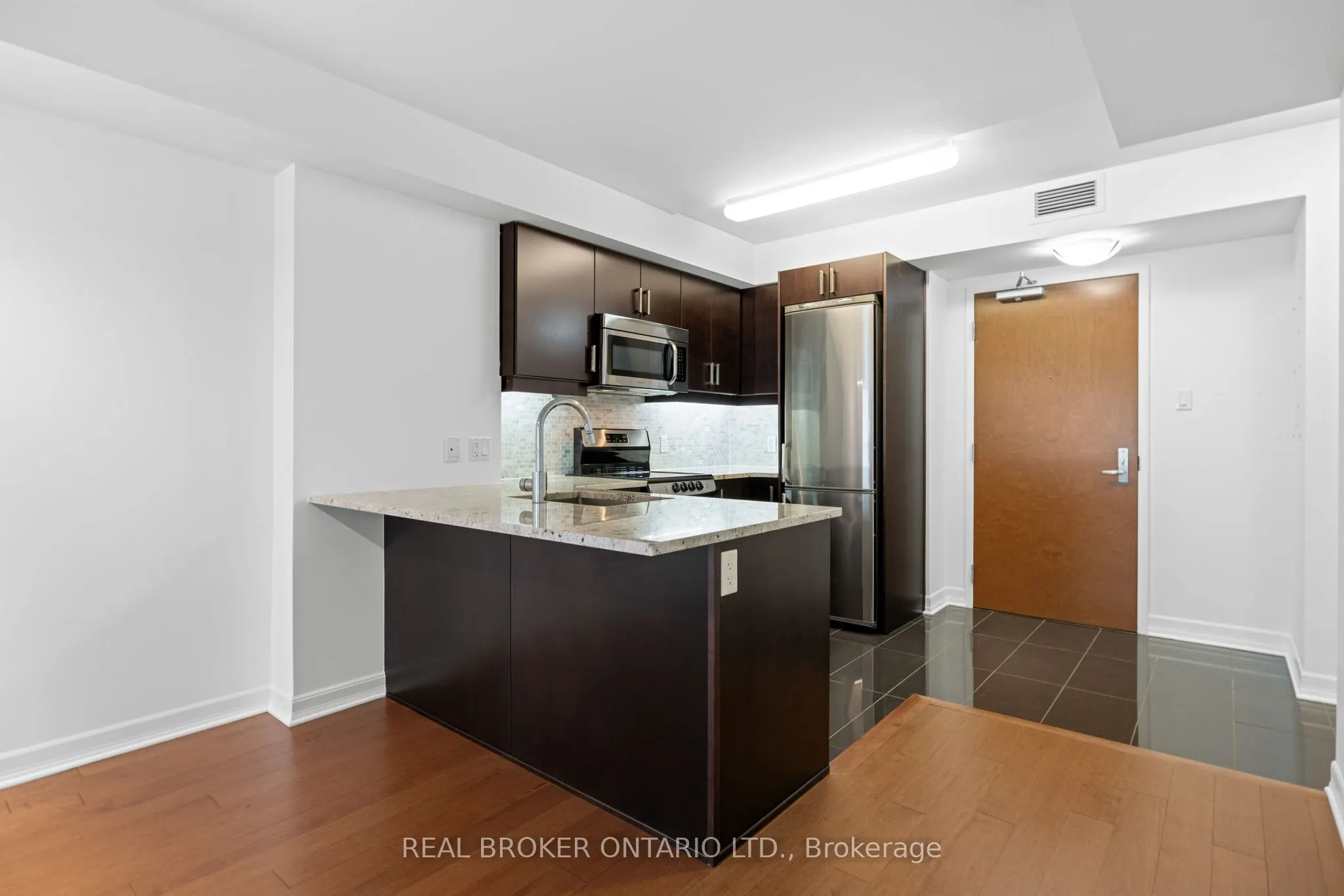 196 Besserer Street, #407