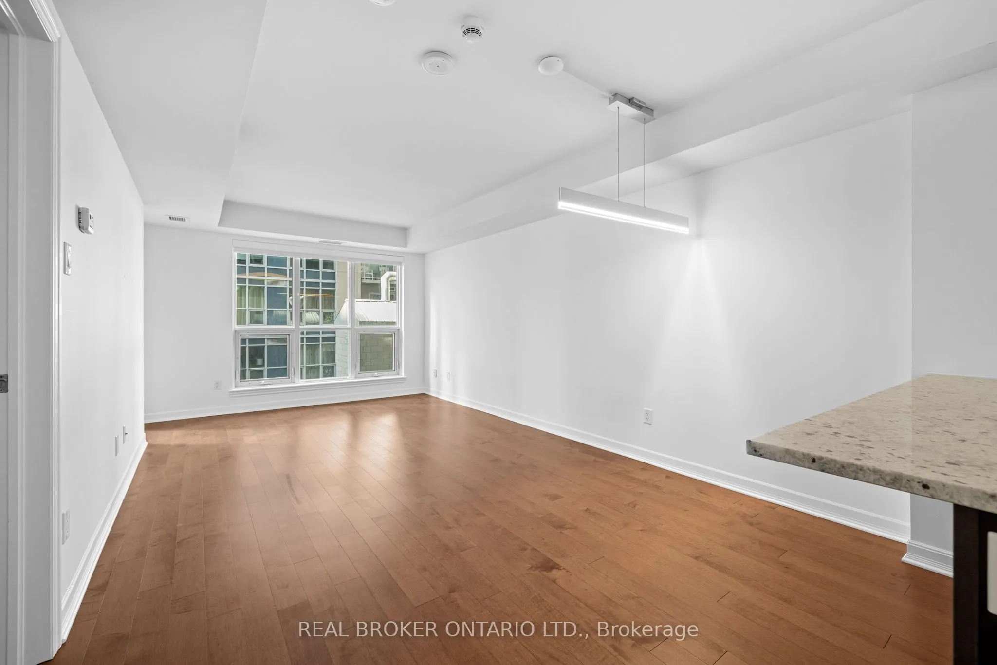 196 Besserer Street, #407