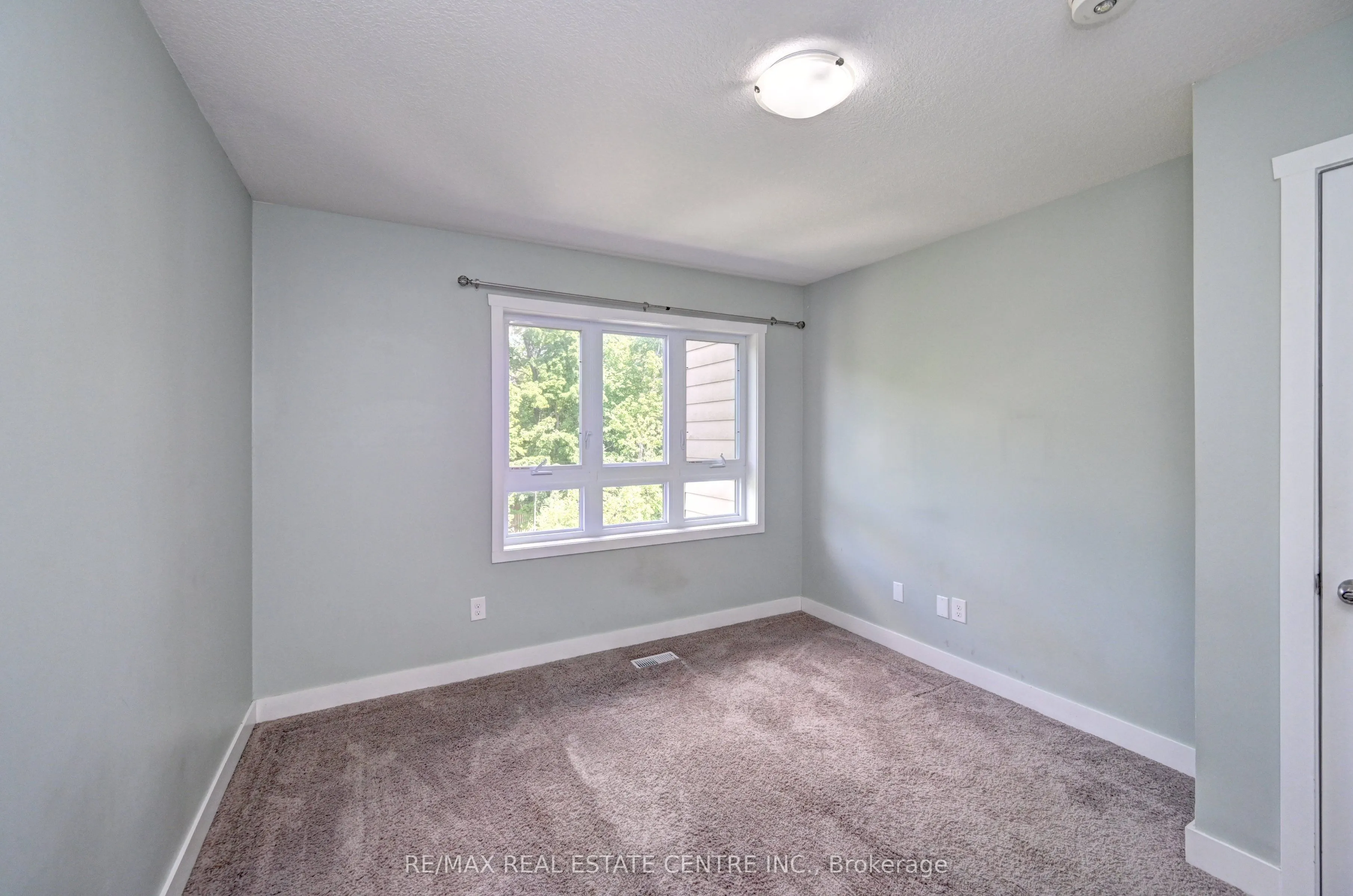 190 Century Hill Drive, #6