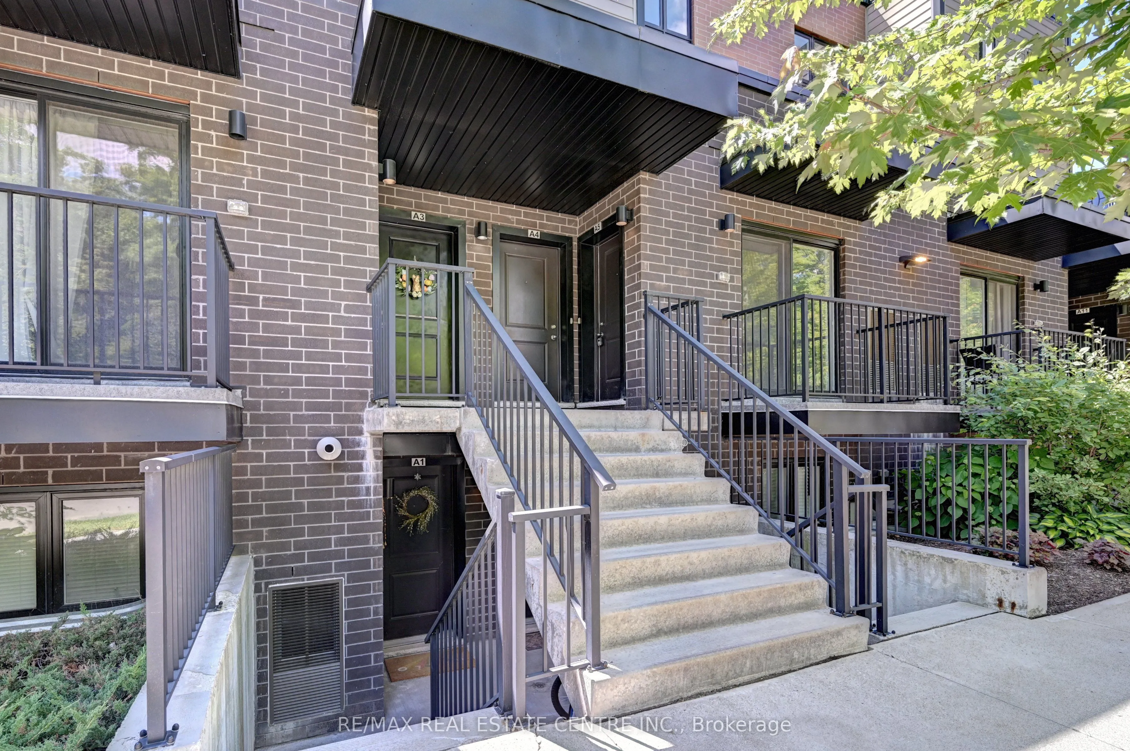 190 Century Hill Drive, #6