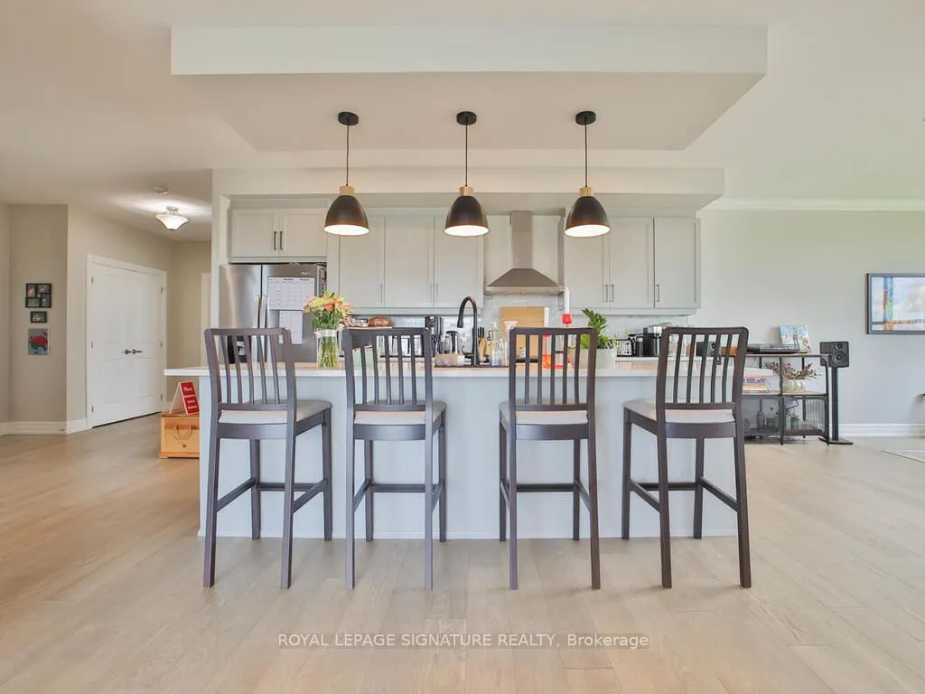 1880 Gordon Street, #911