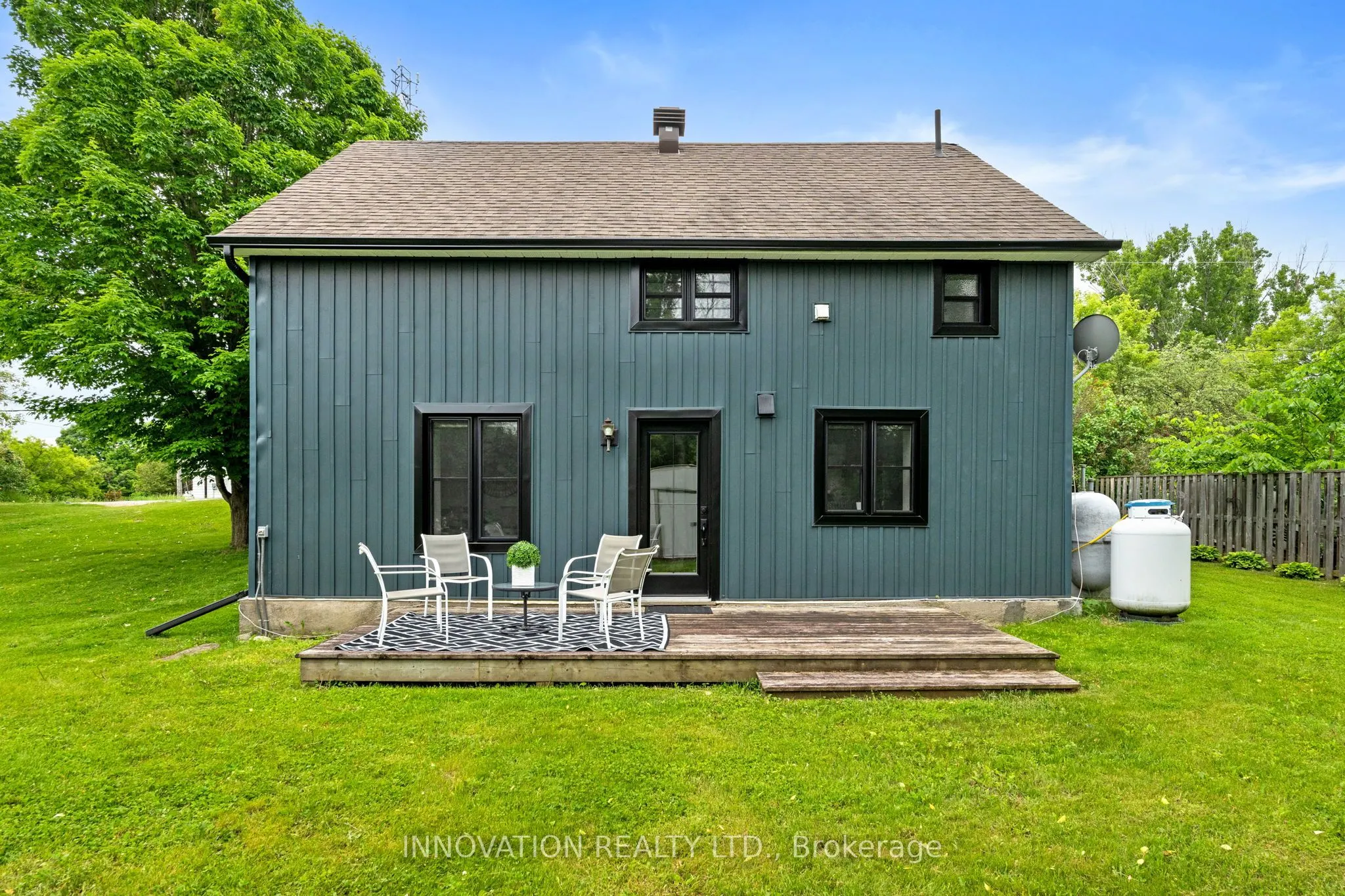 137 Hillier Street