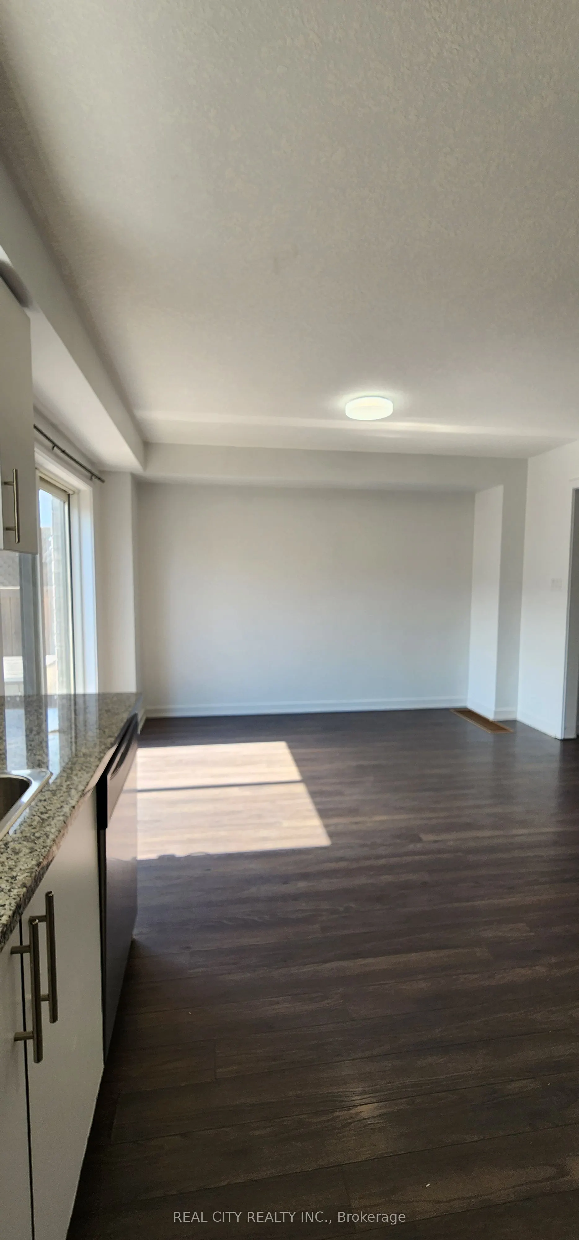 26 Crafter Crescent