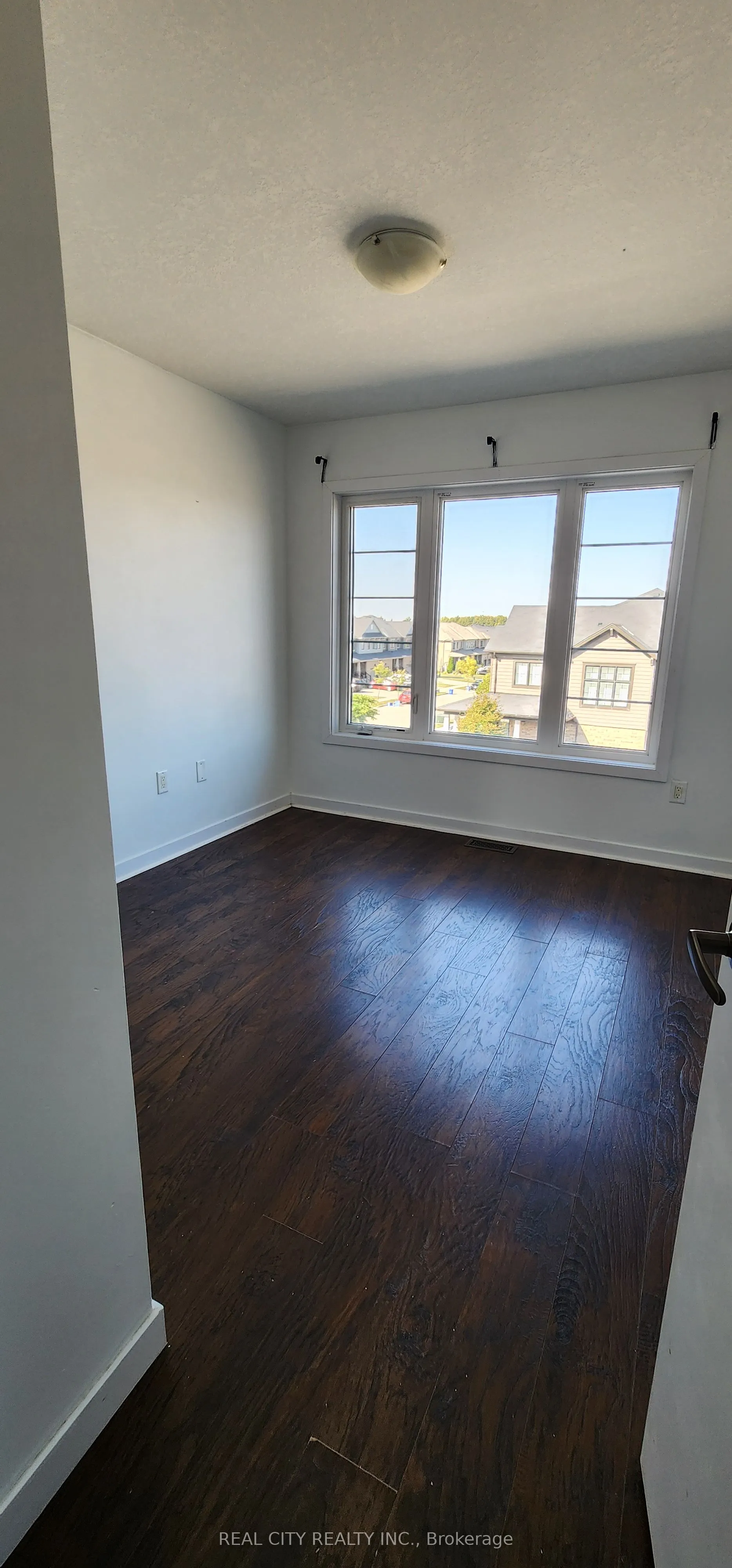 26 Crafter Crescent