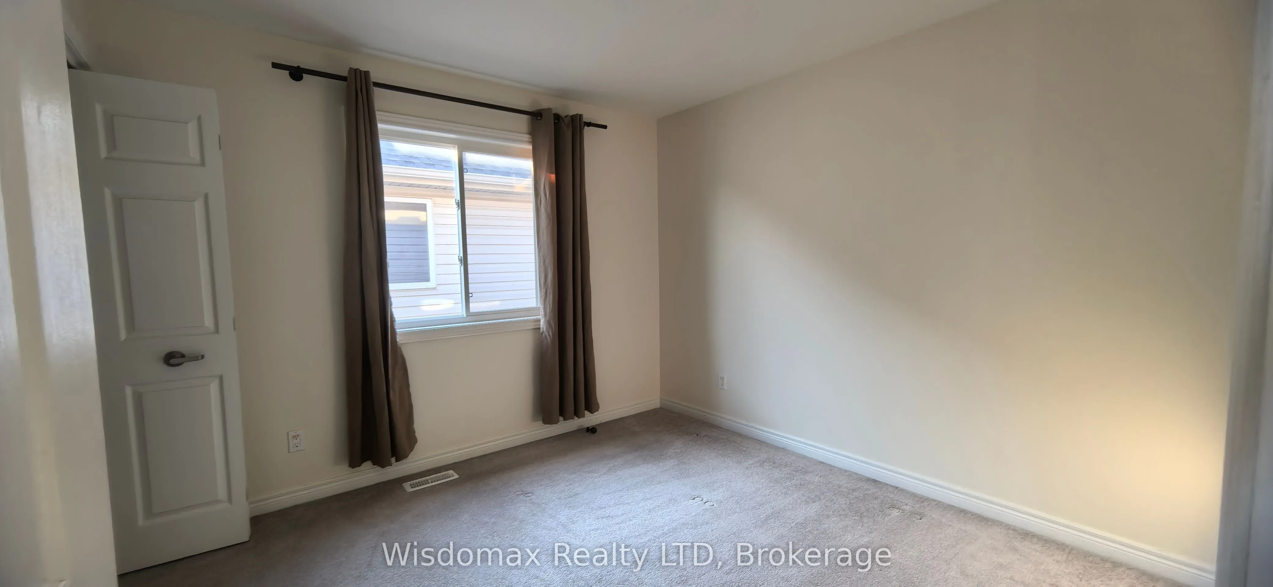 8429 KELSEY Crescent, #Upper unit