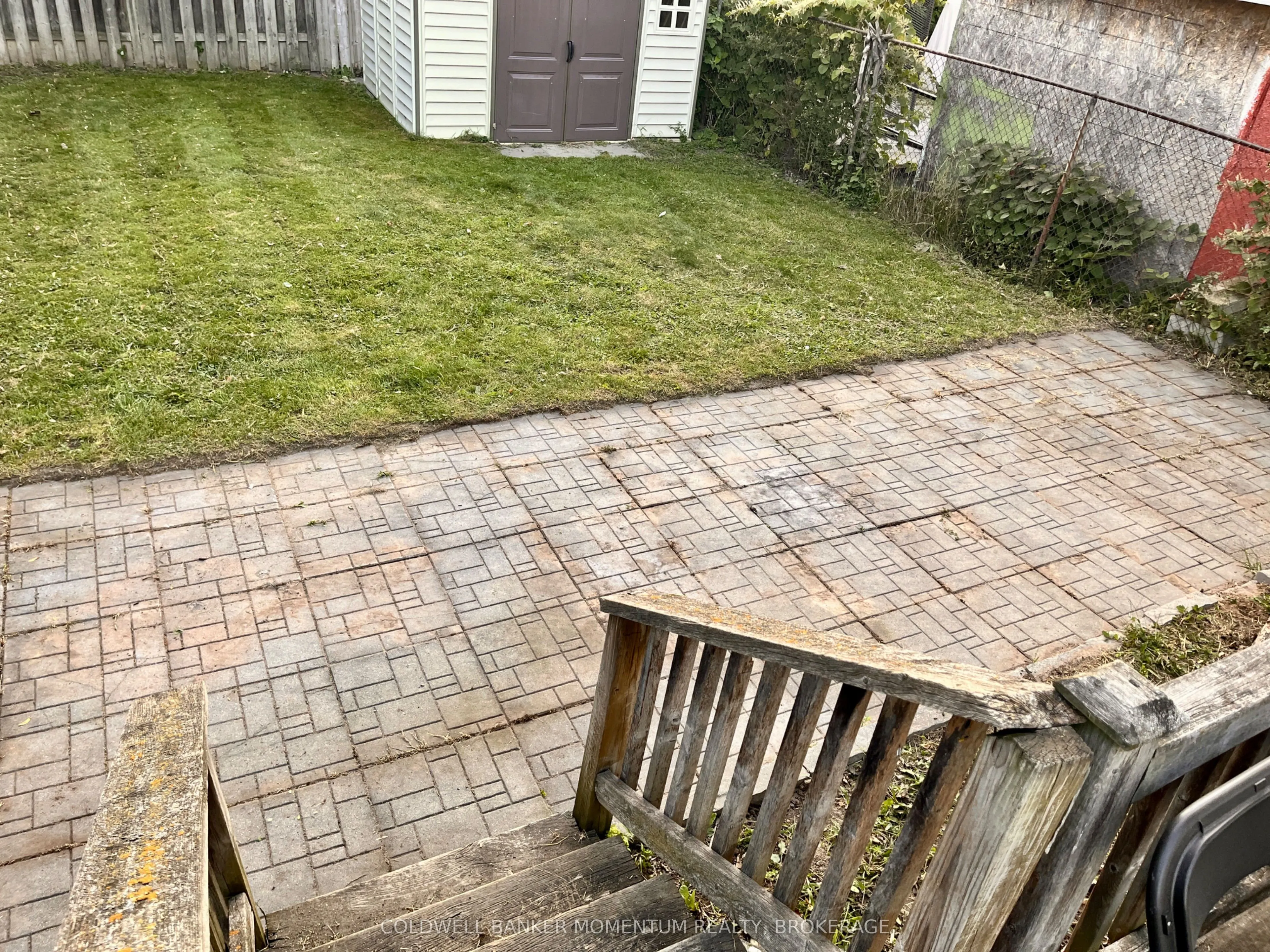 11 Greenlaw Place