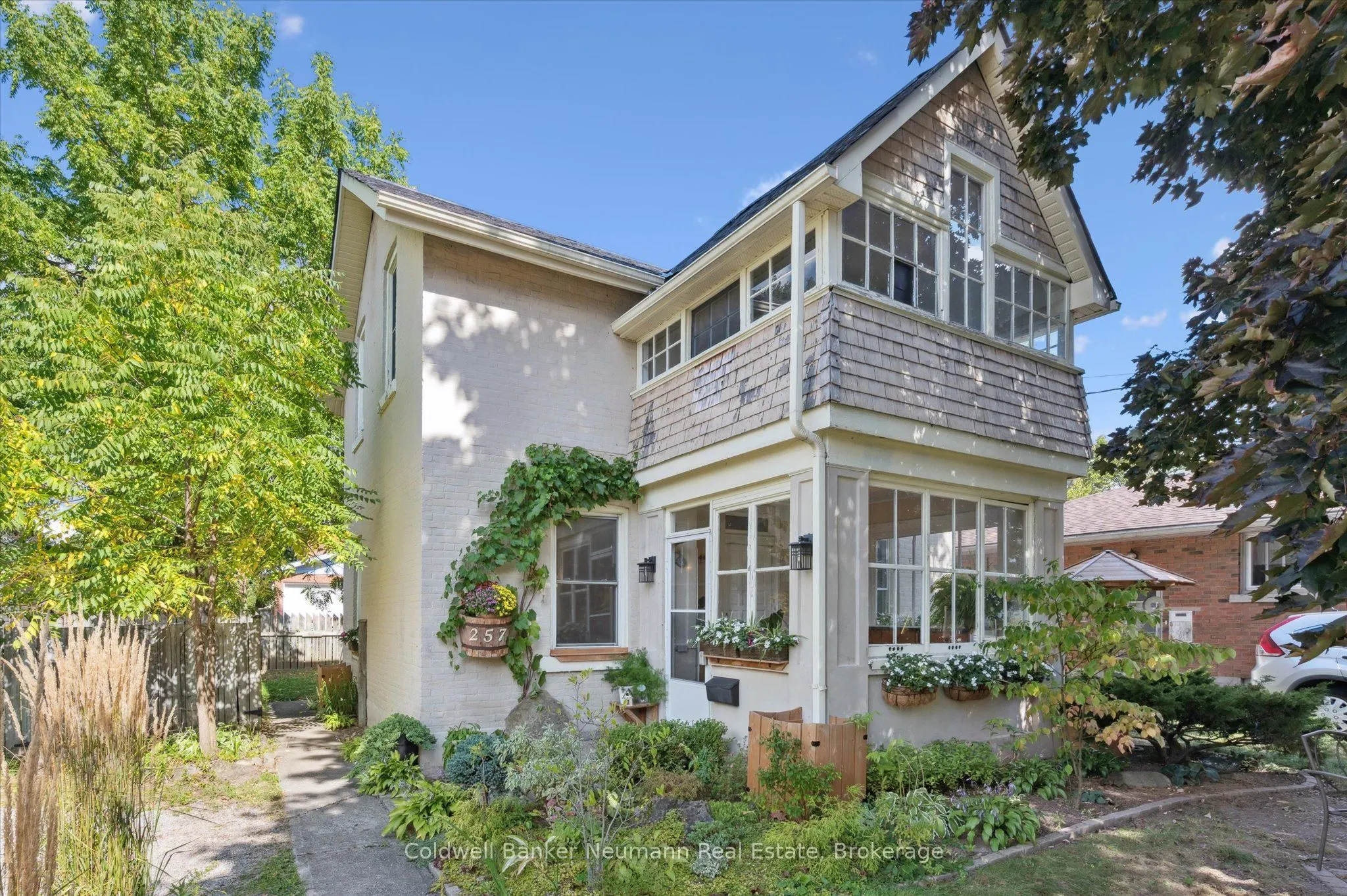 257 Metcalfe Street