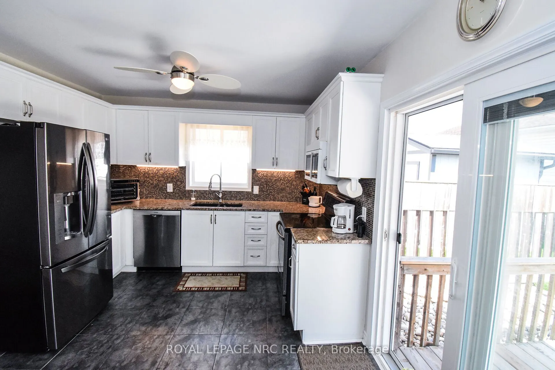 330 Autumn Crescent