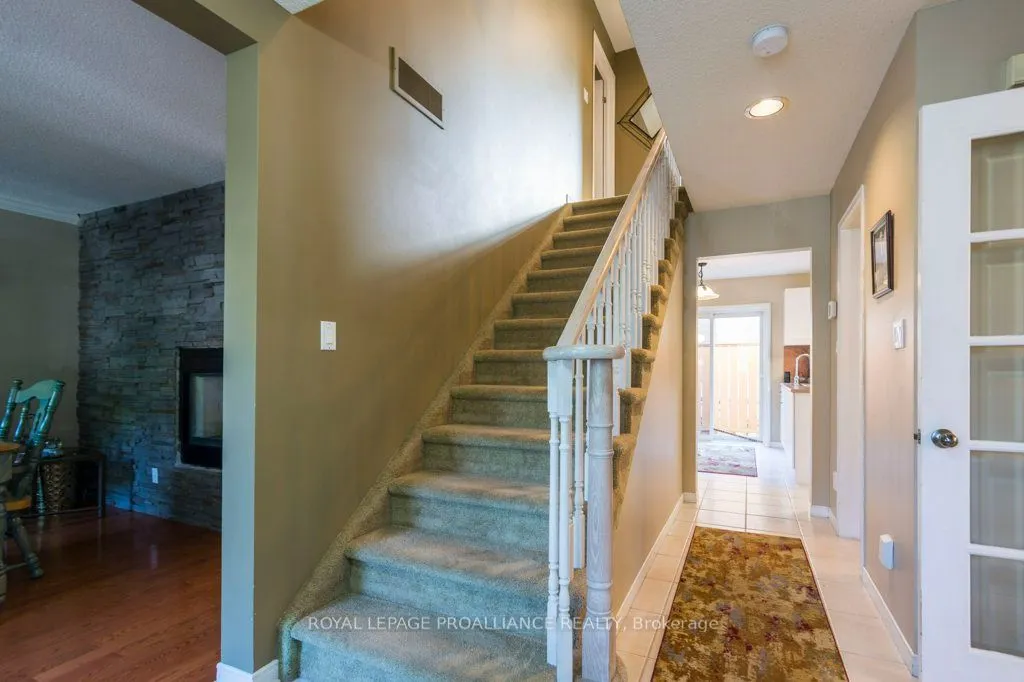 1 Simmons Court