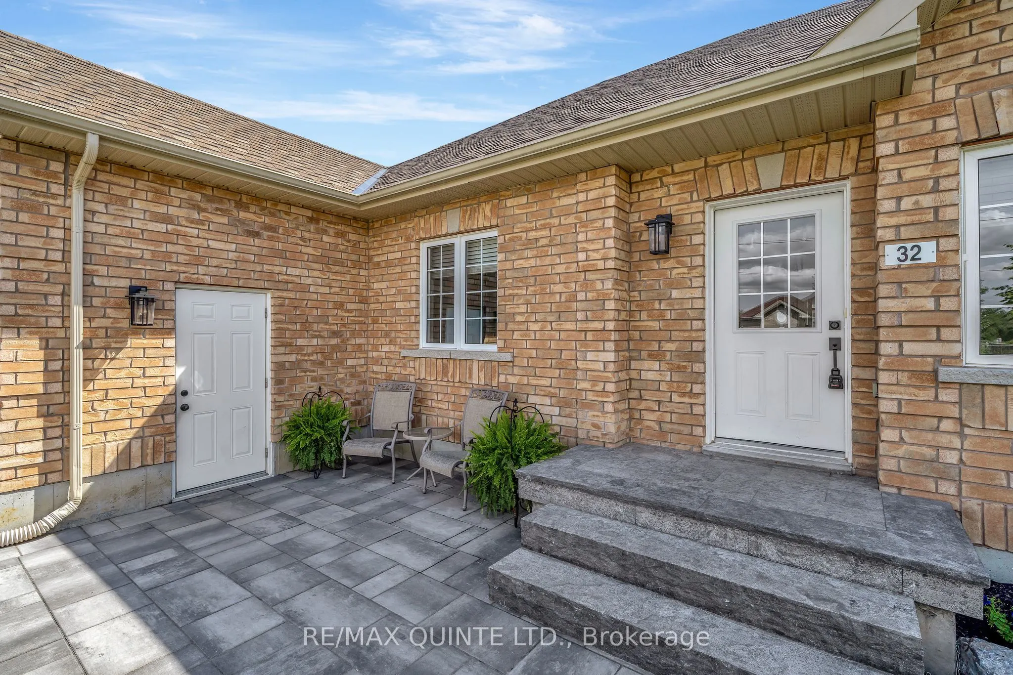 32 Maple Avenue