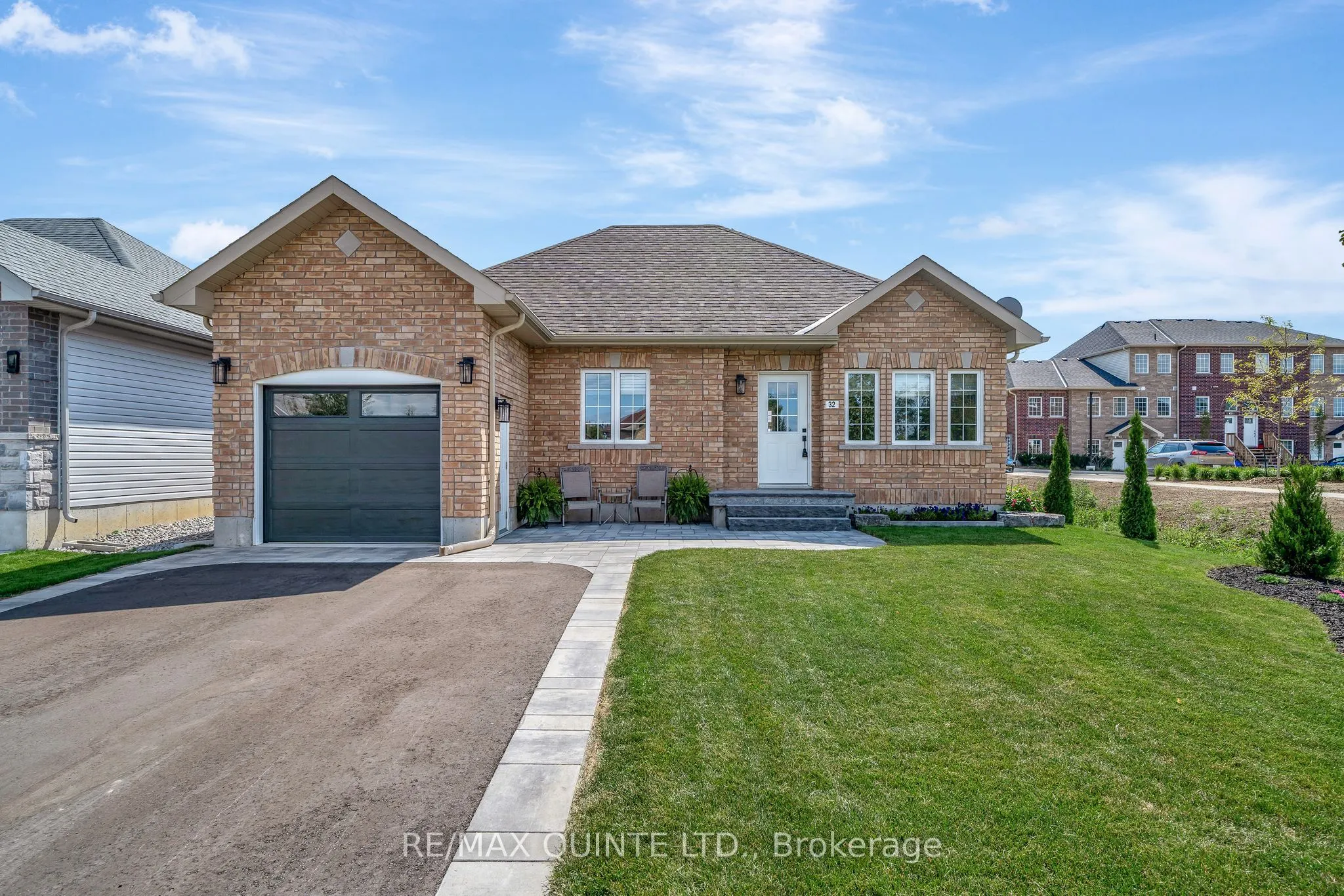 32 Maple Avenue