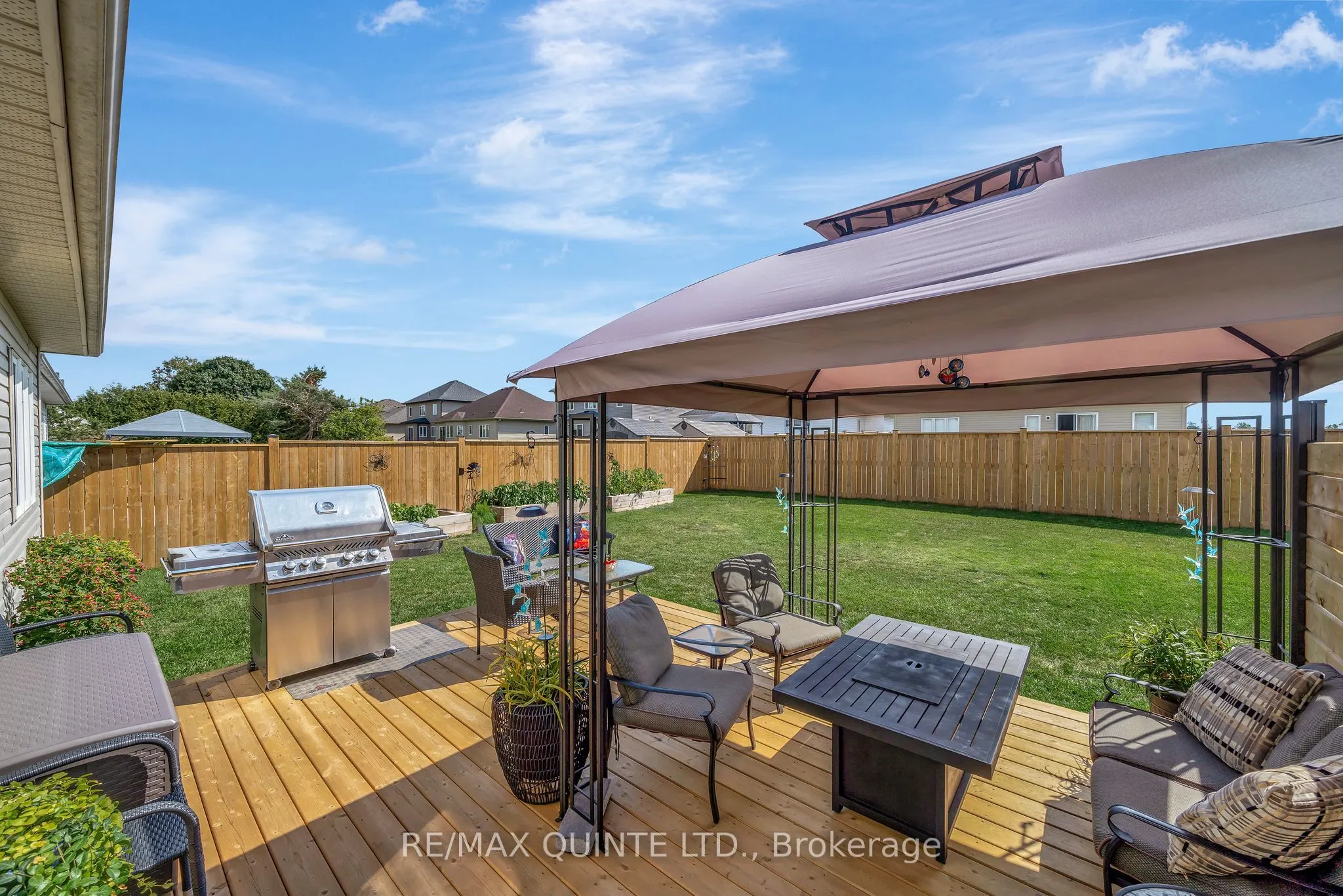 32 Maple Avenue