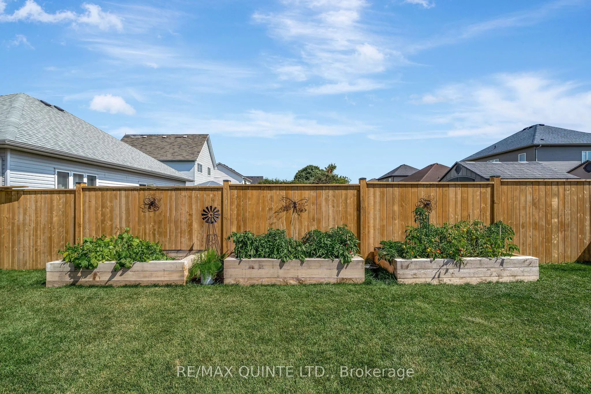 32 Maple Avenue