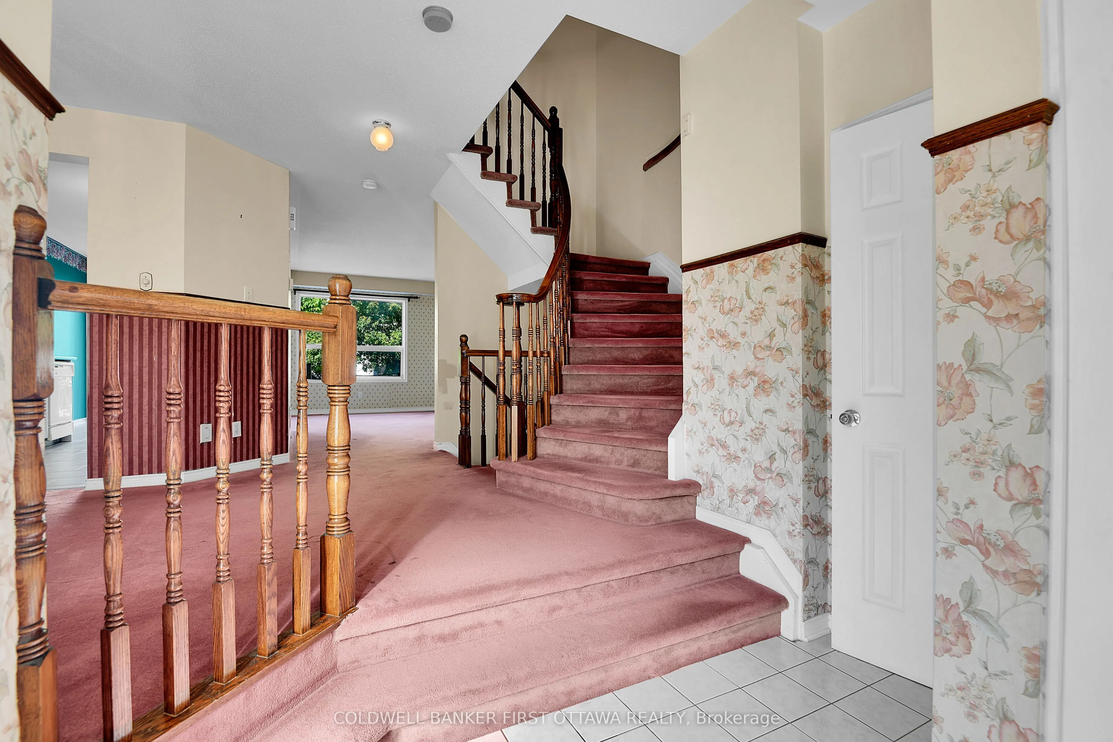 16 Angus Drive