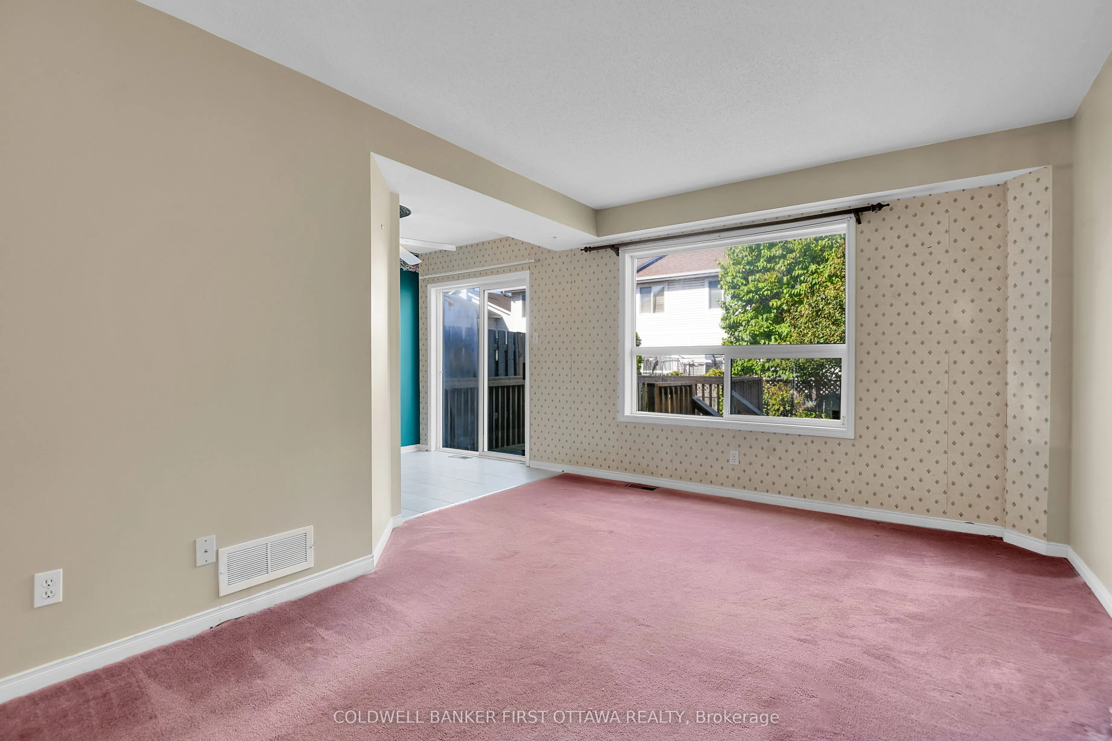 16 Angus Drive