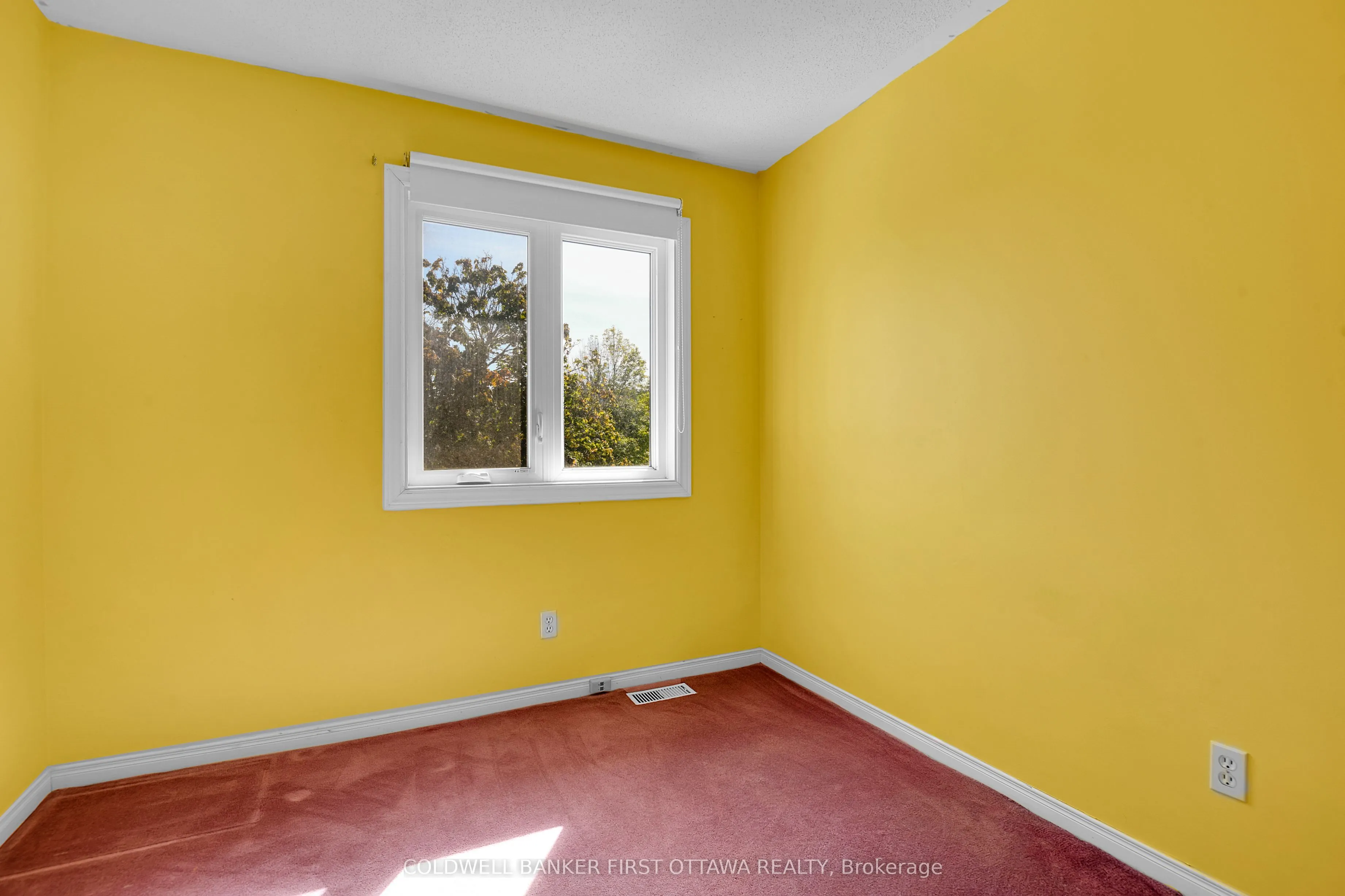 16 Angus Drive