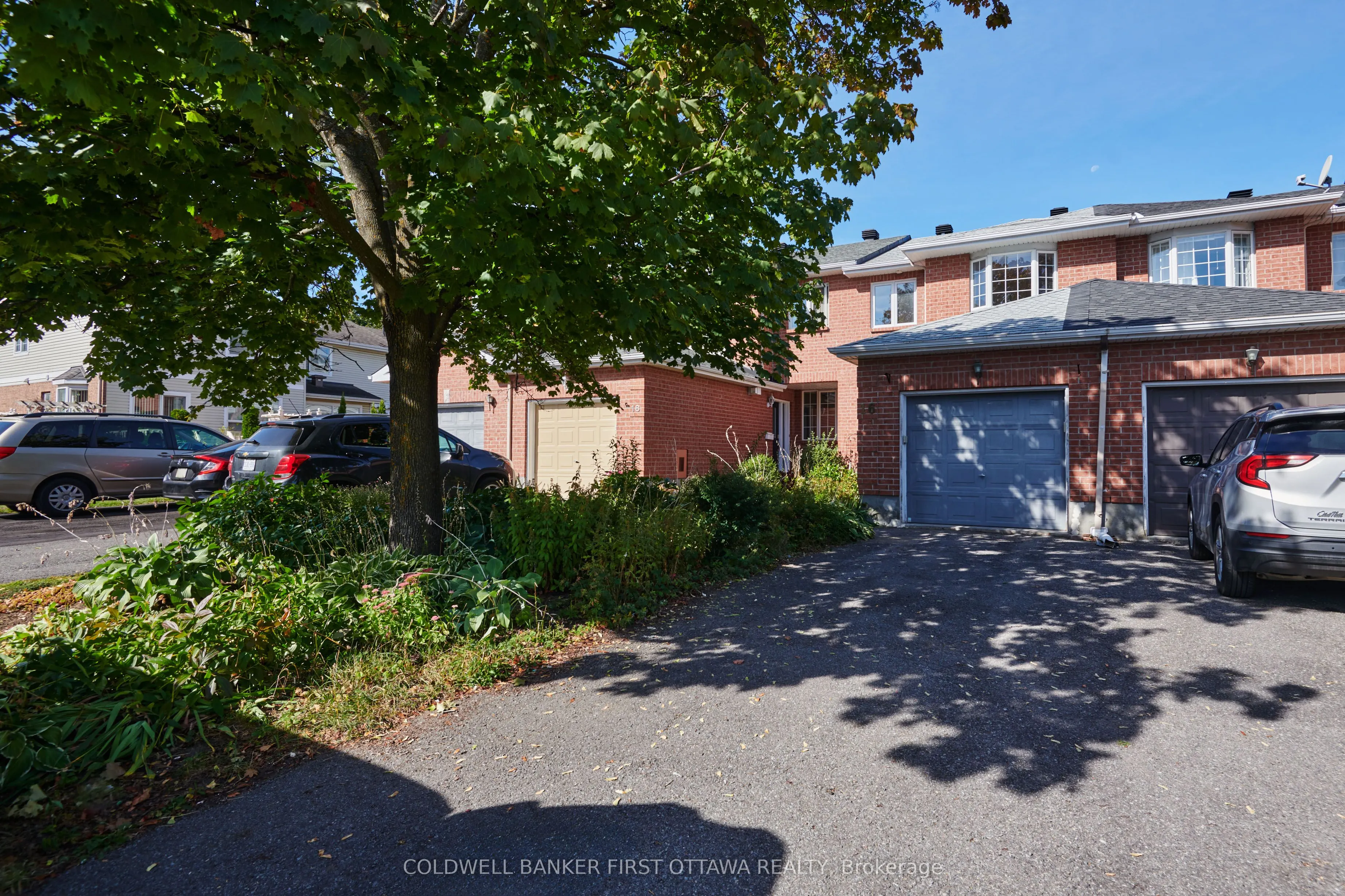 16 Angus Drive