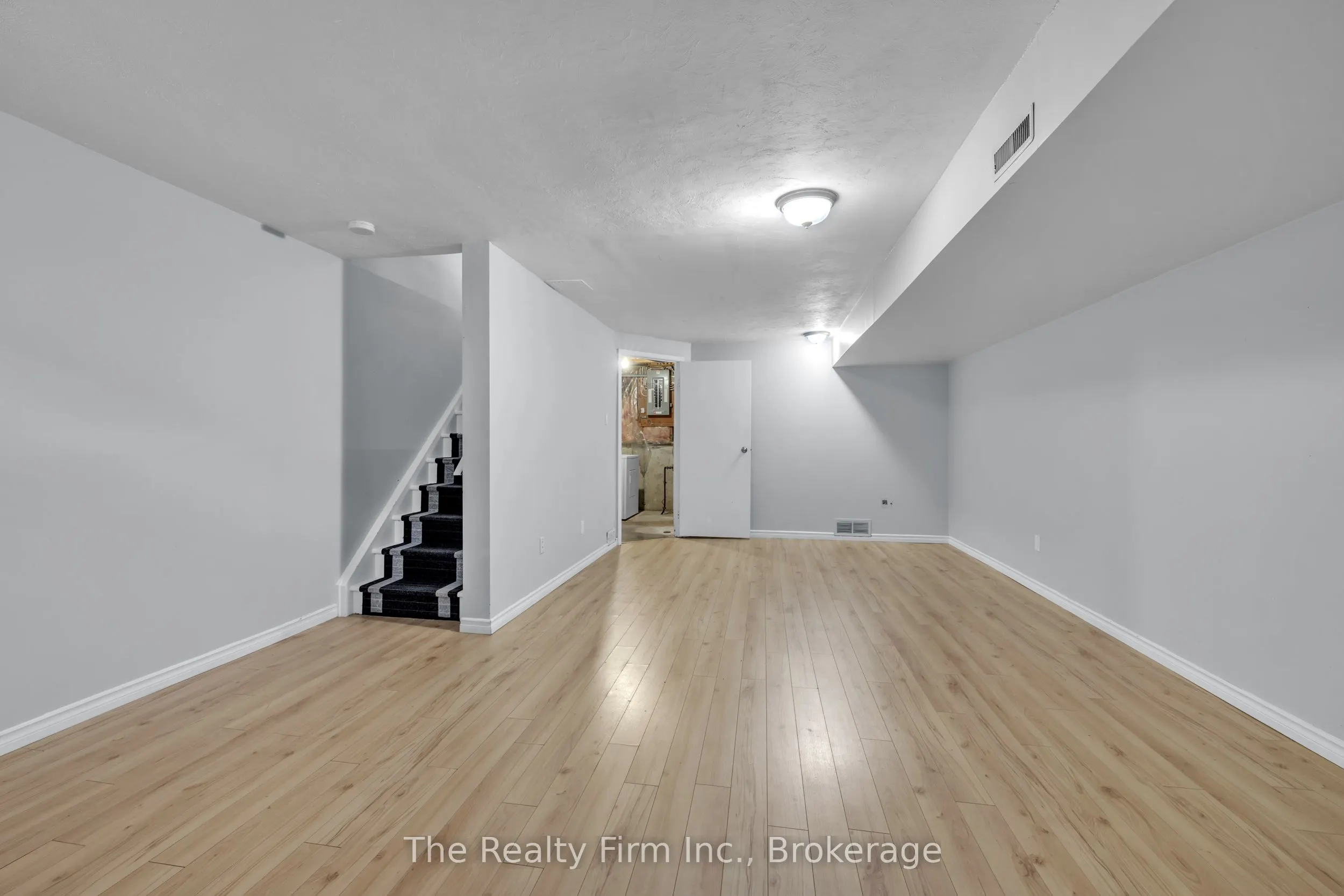 1135 Nellis Street, #2