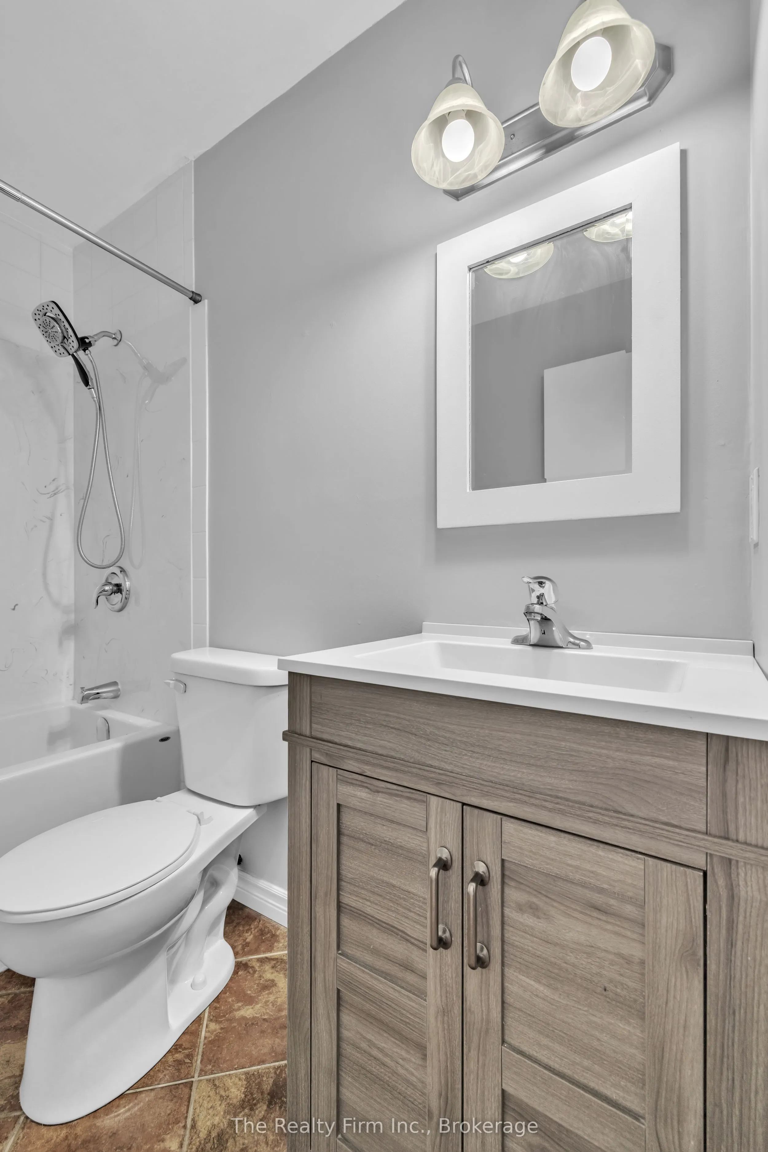 1135 Nellis Street, #2