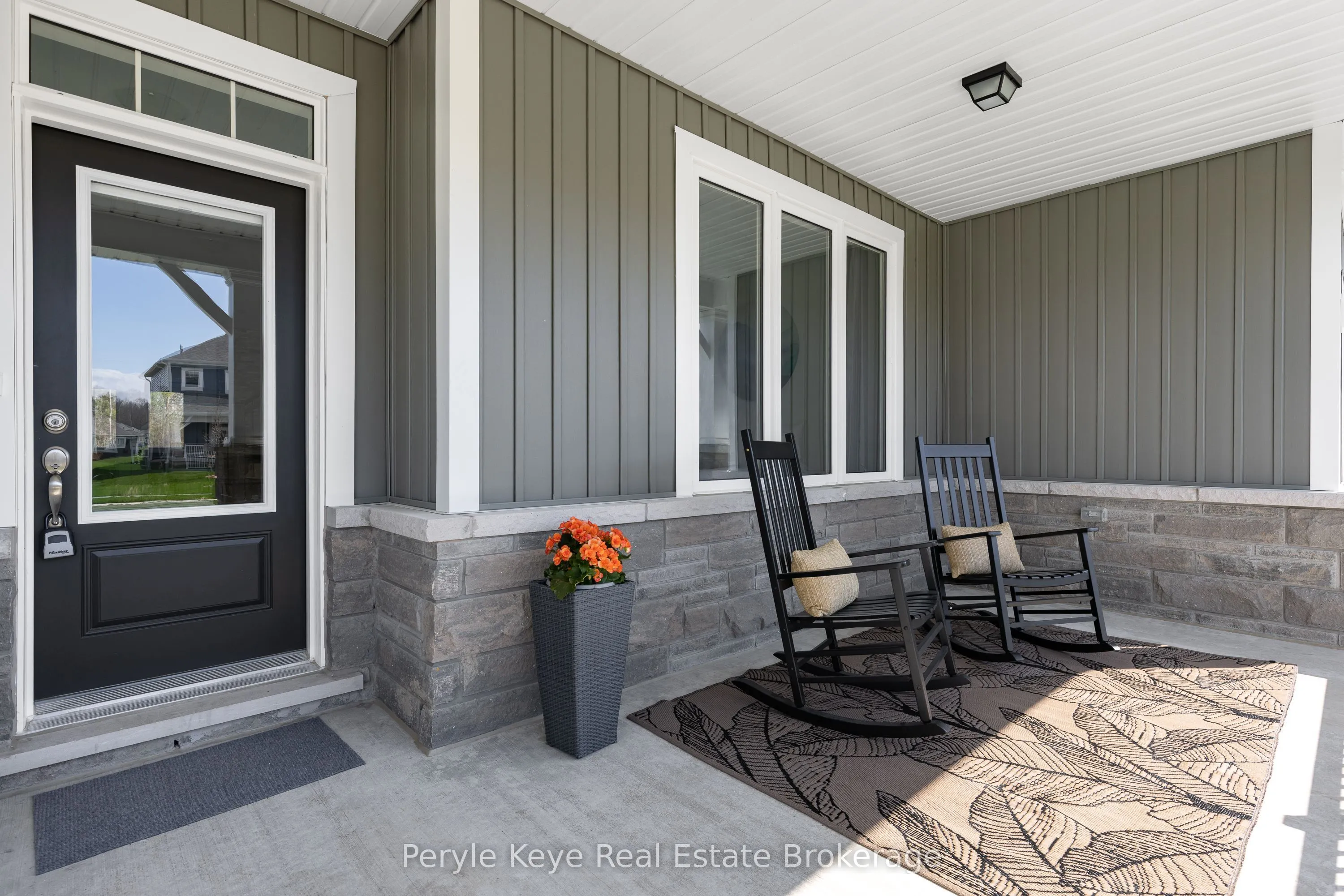 30 Dyer Crescent