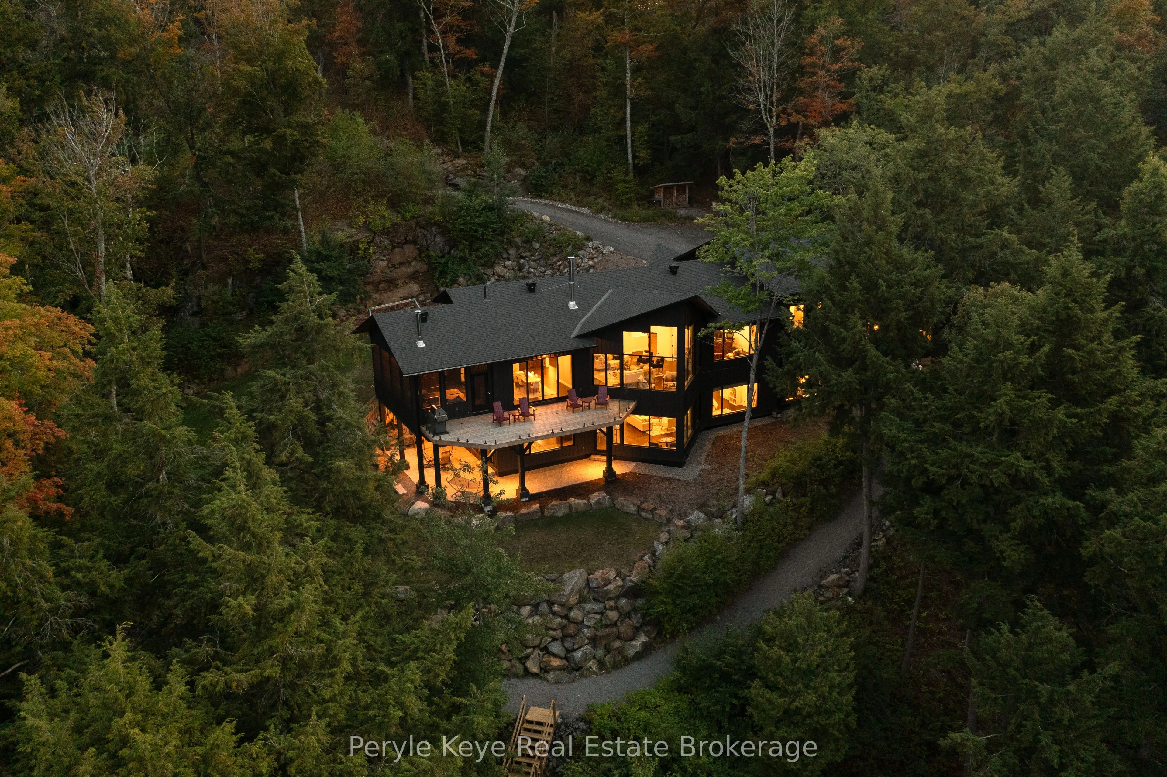 86 Claren Crescent