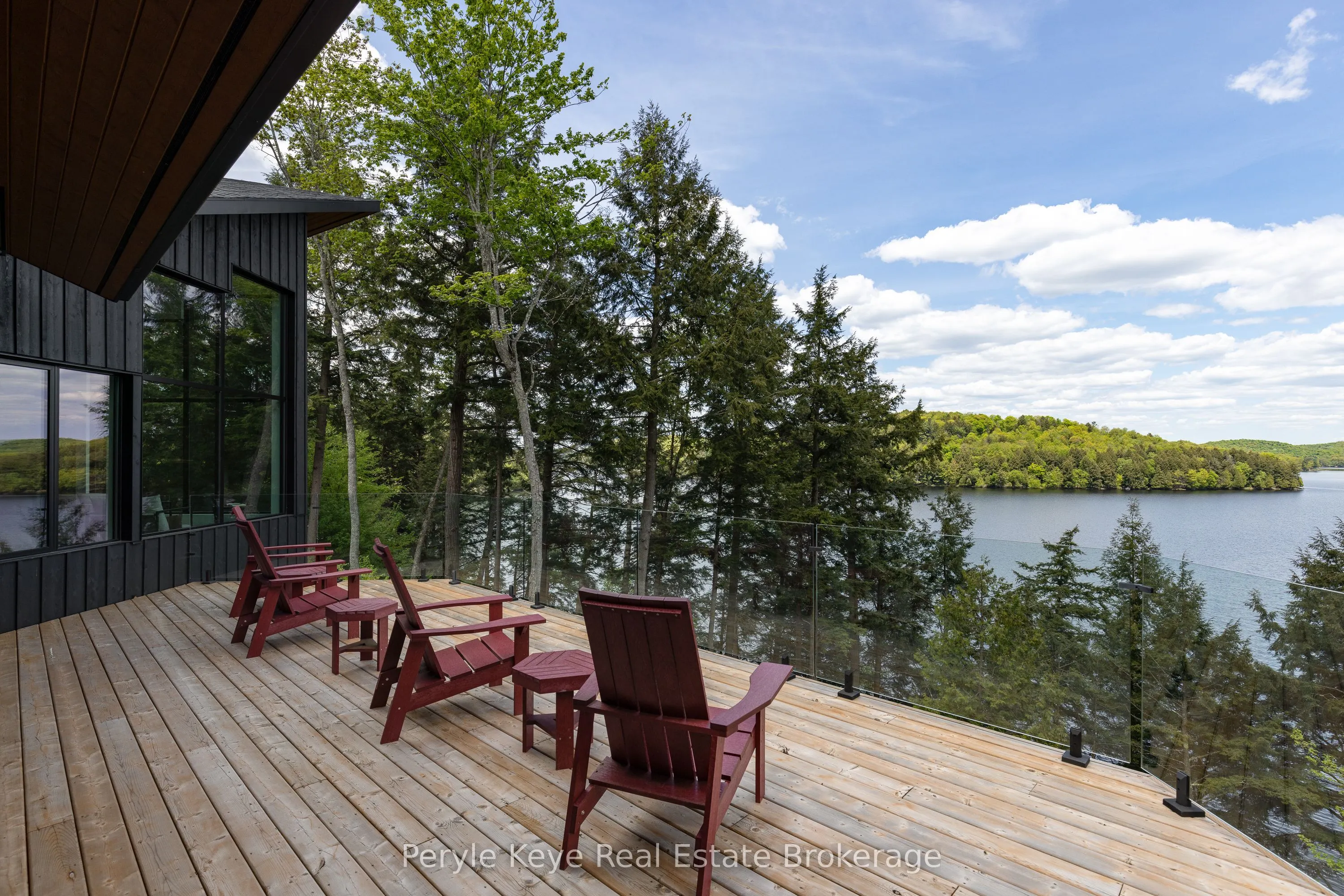 86 Claren Crescent