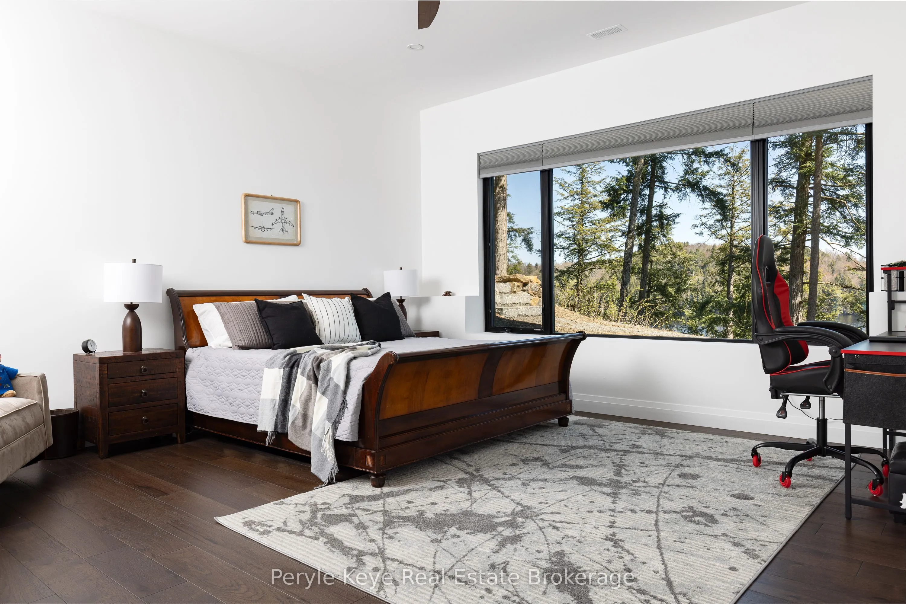 86 Claren Crescent
