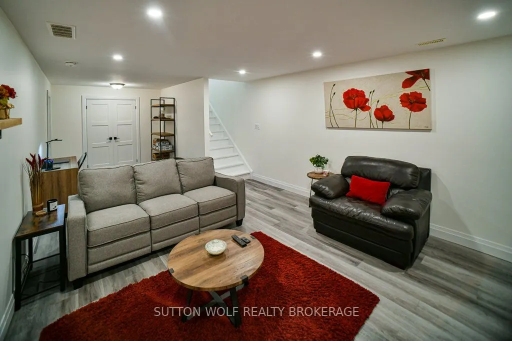 22 Pittao Place