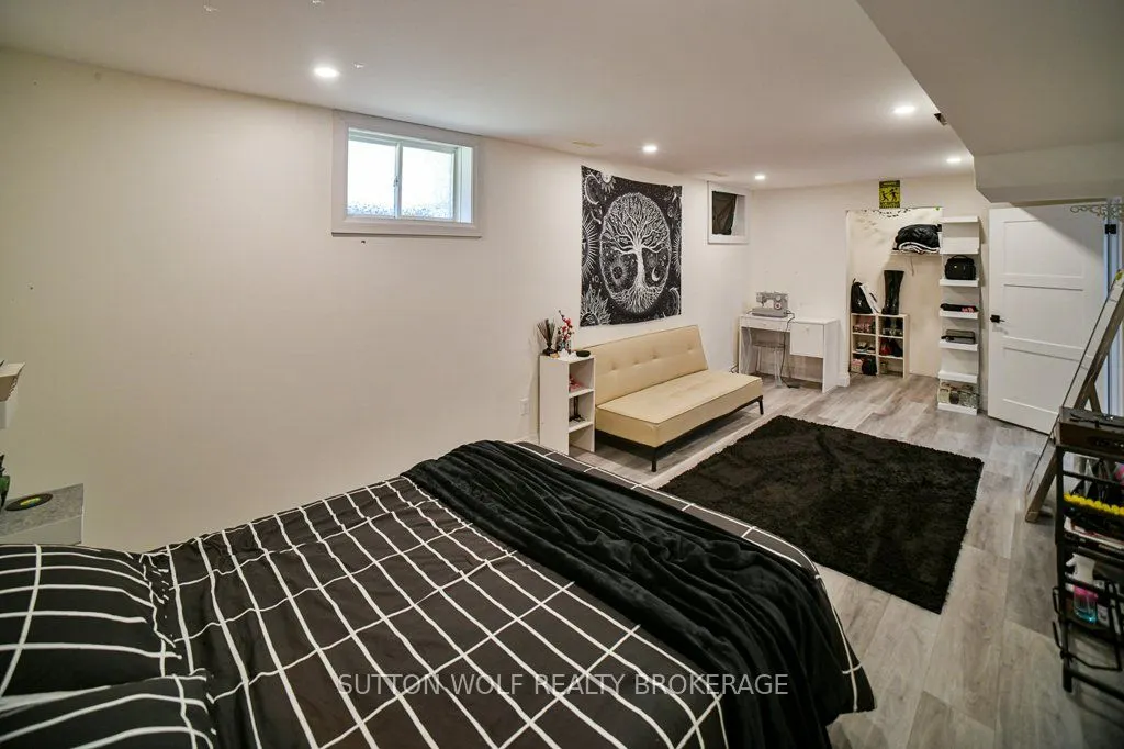 22 Pittao Place