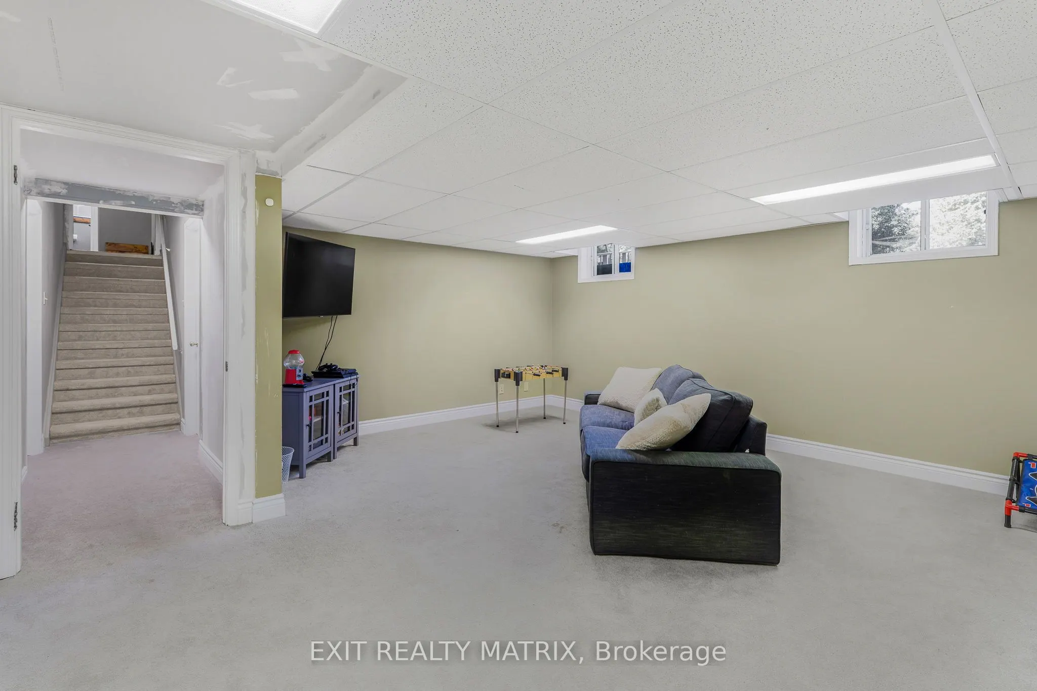 6801 Flewellyn Road