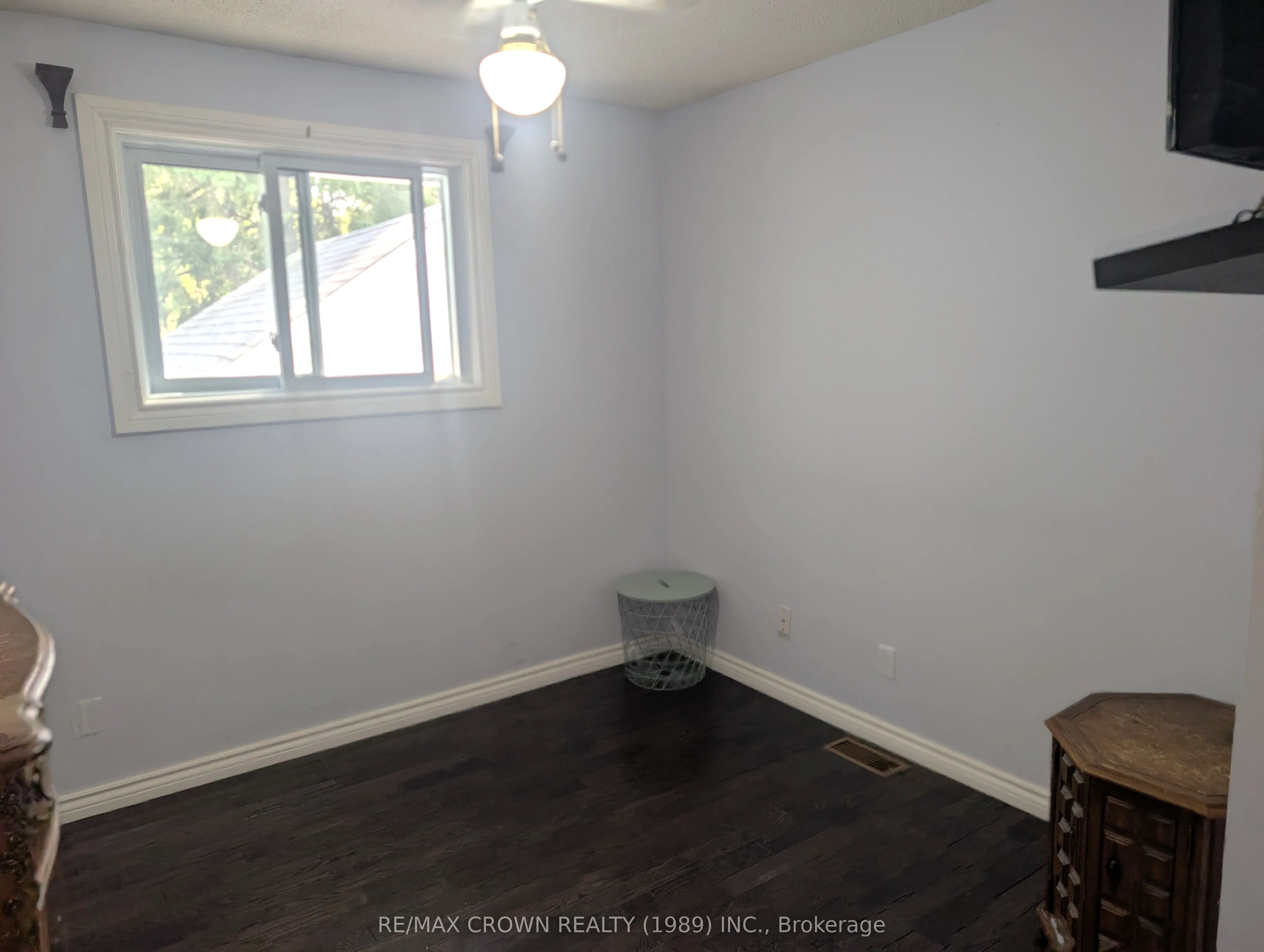 526 Wallace Road