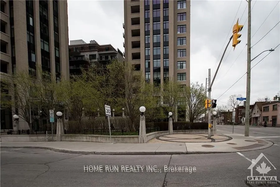 245 Kent Street N, #1007