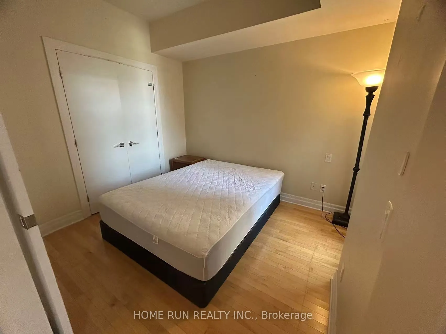 245 Kent Street N, #1007