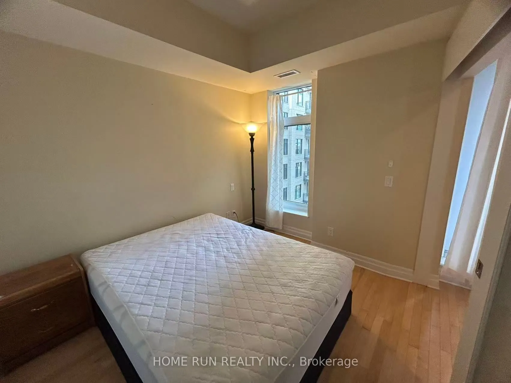 245 Kent Street N, #1007