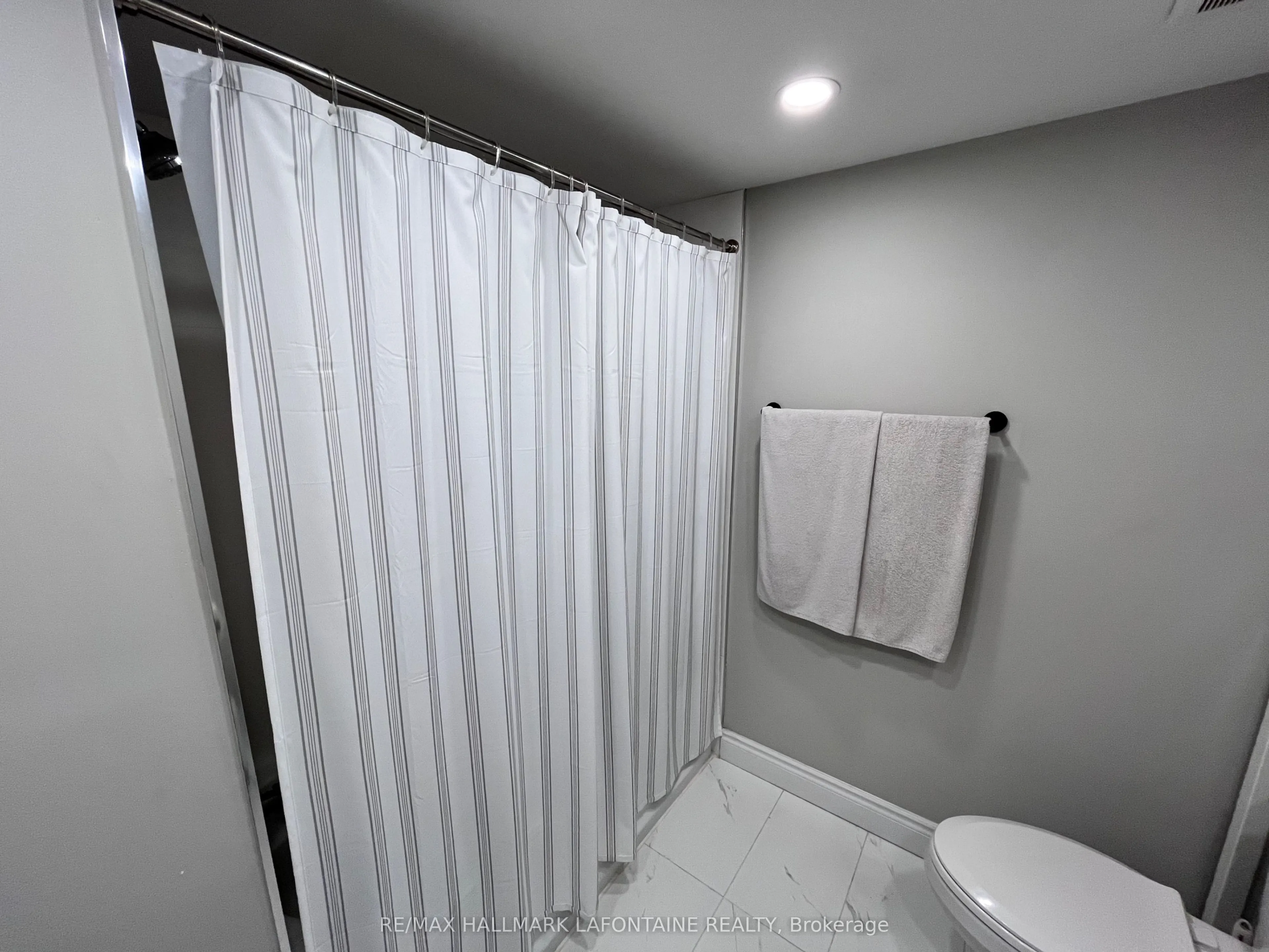 475 Laurier Avenue W, #508