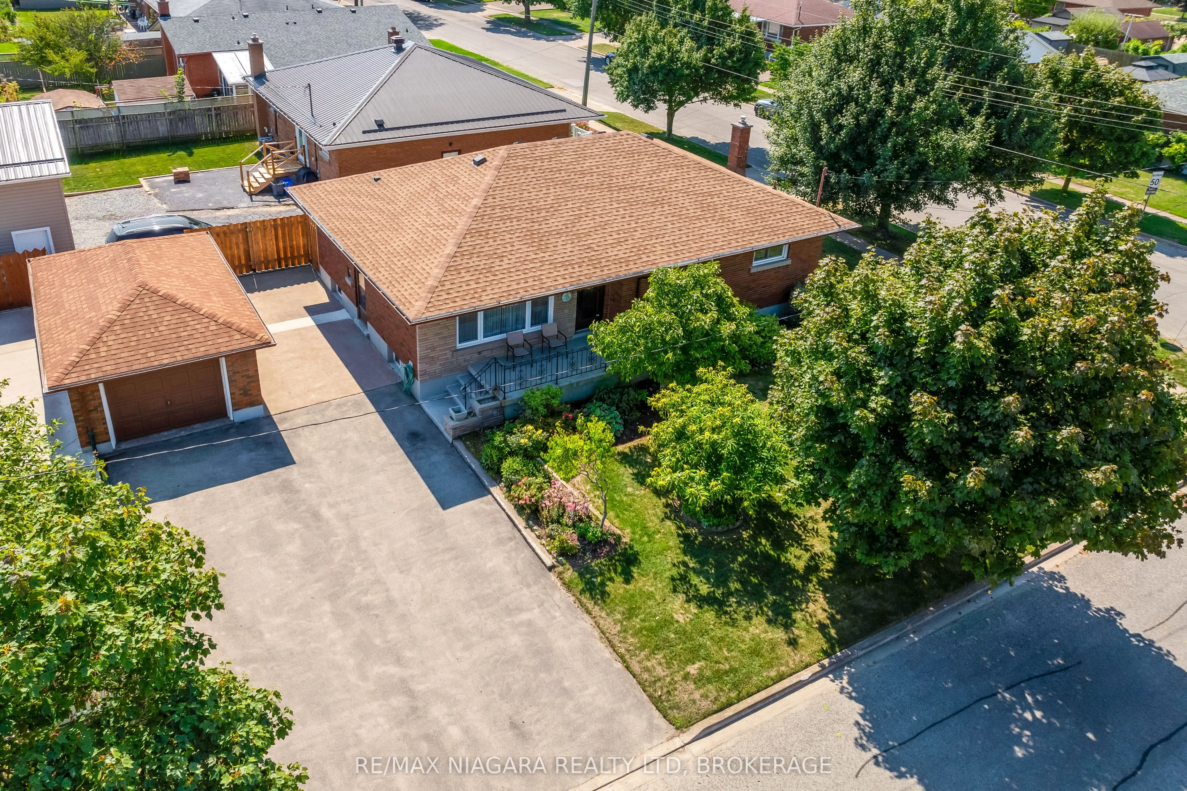 520 Sutherland Avenue
