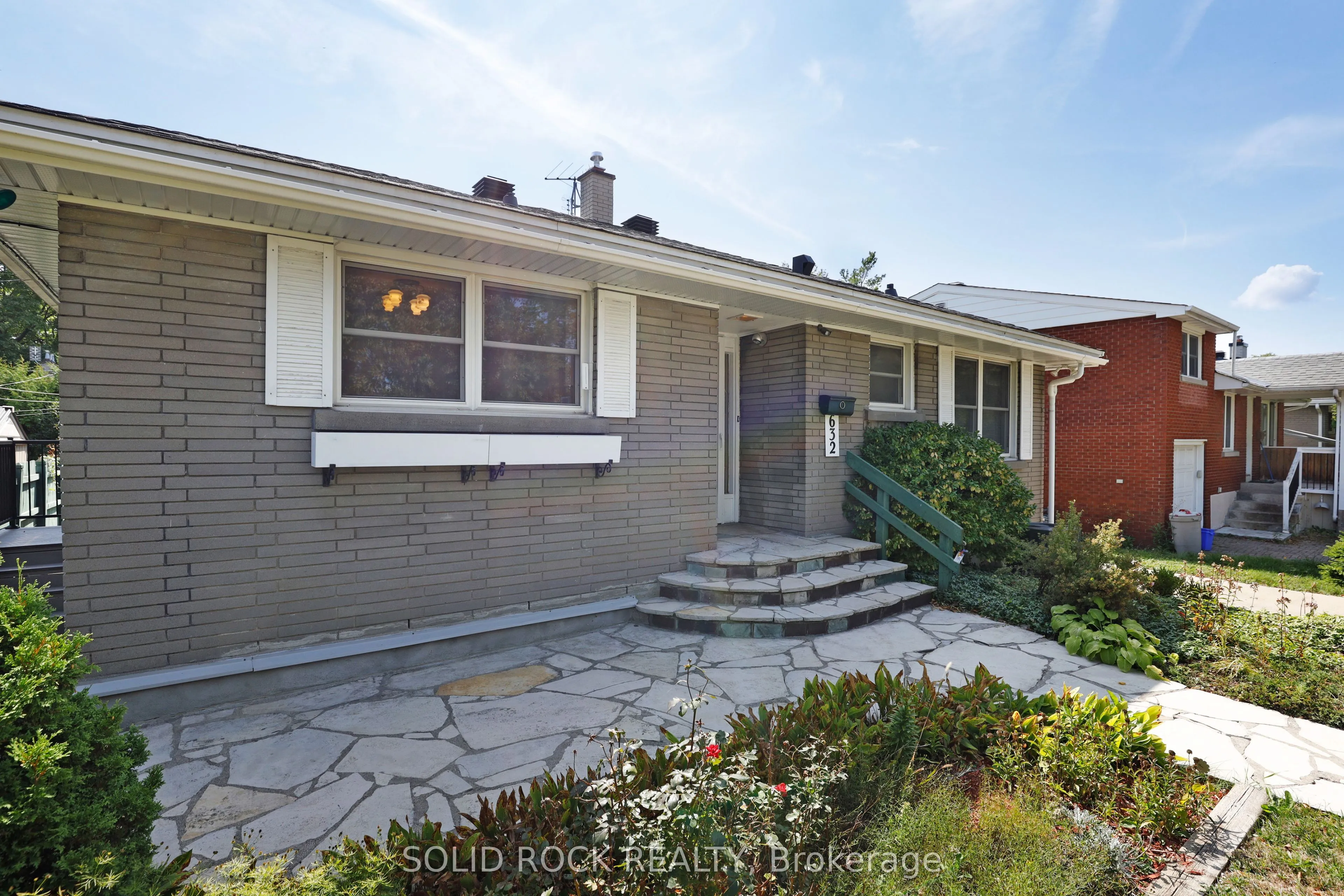 632 Chadburn Avenue