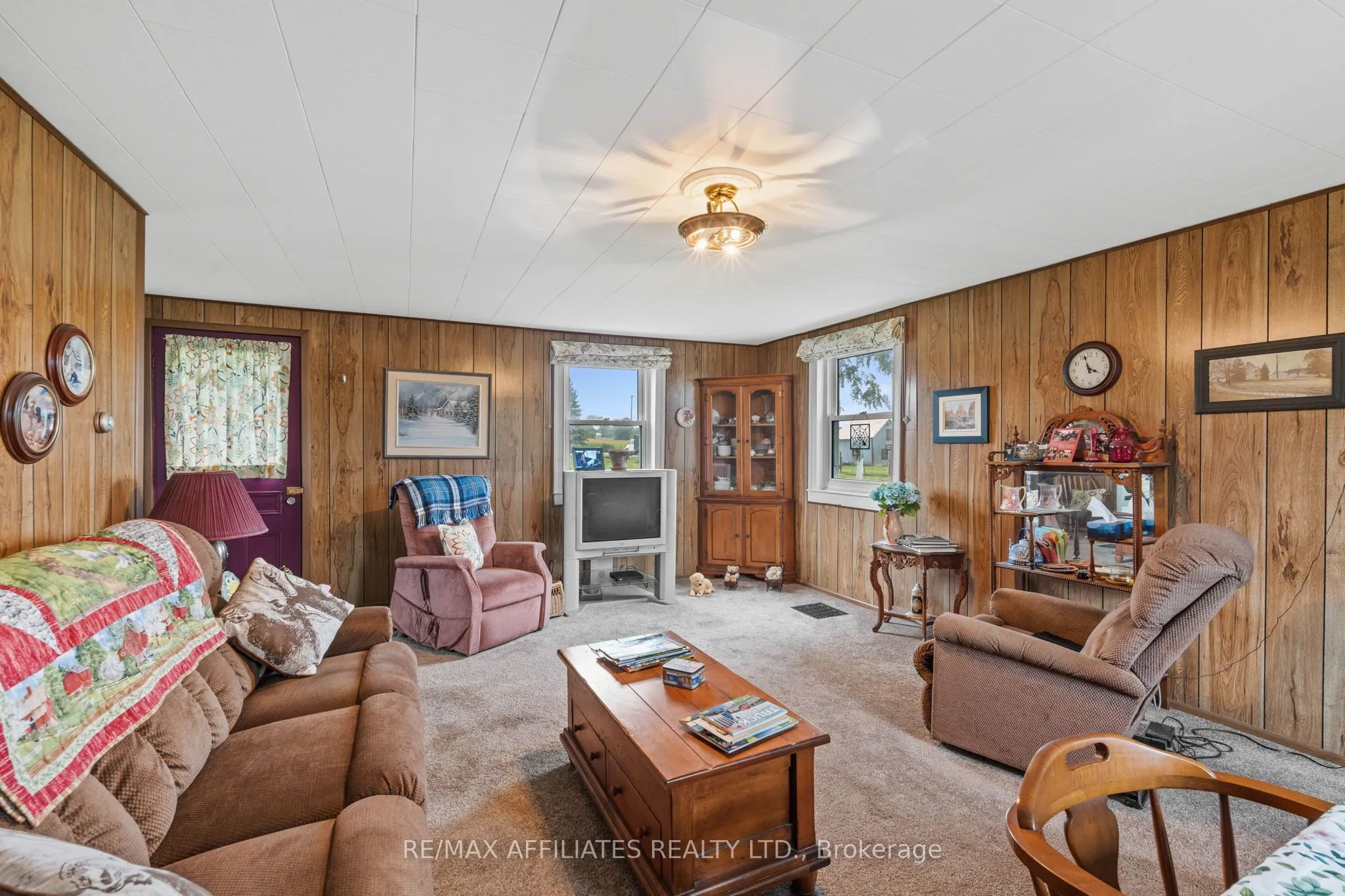 255 COUNTY ROAD 40 Road