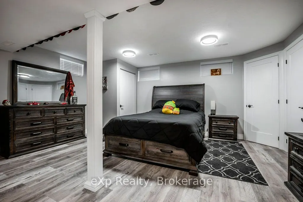20 Brant Road