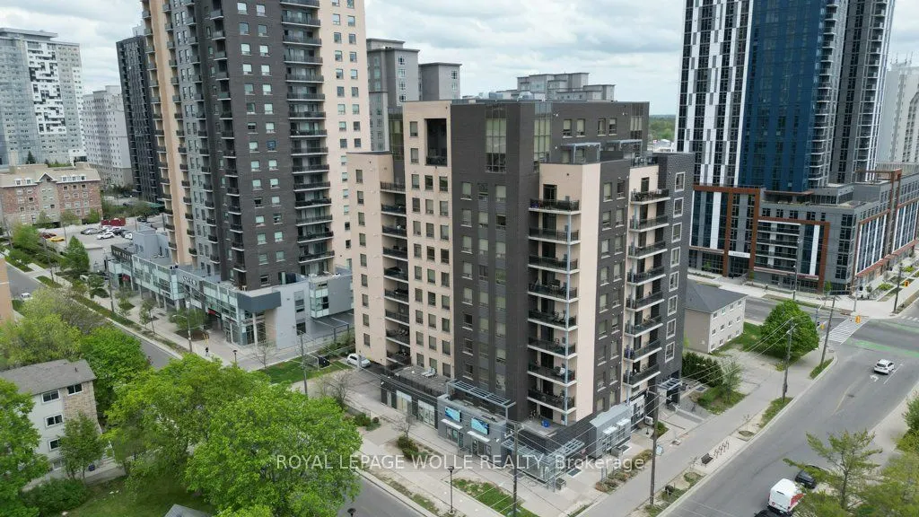8 Hickory Street W, #304