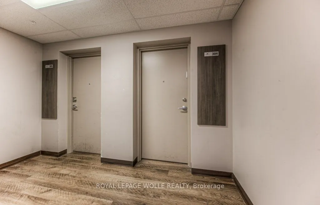 8 Hickory Street W, #304
