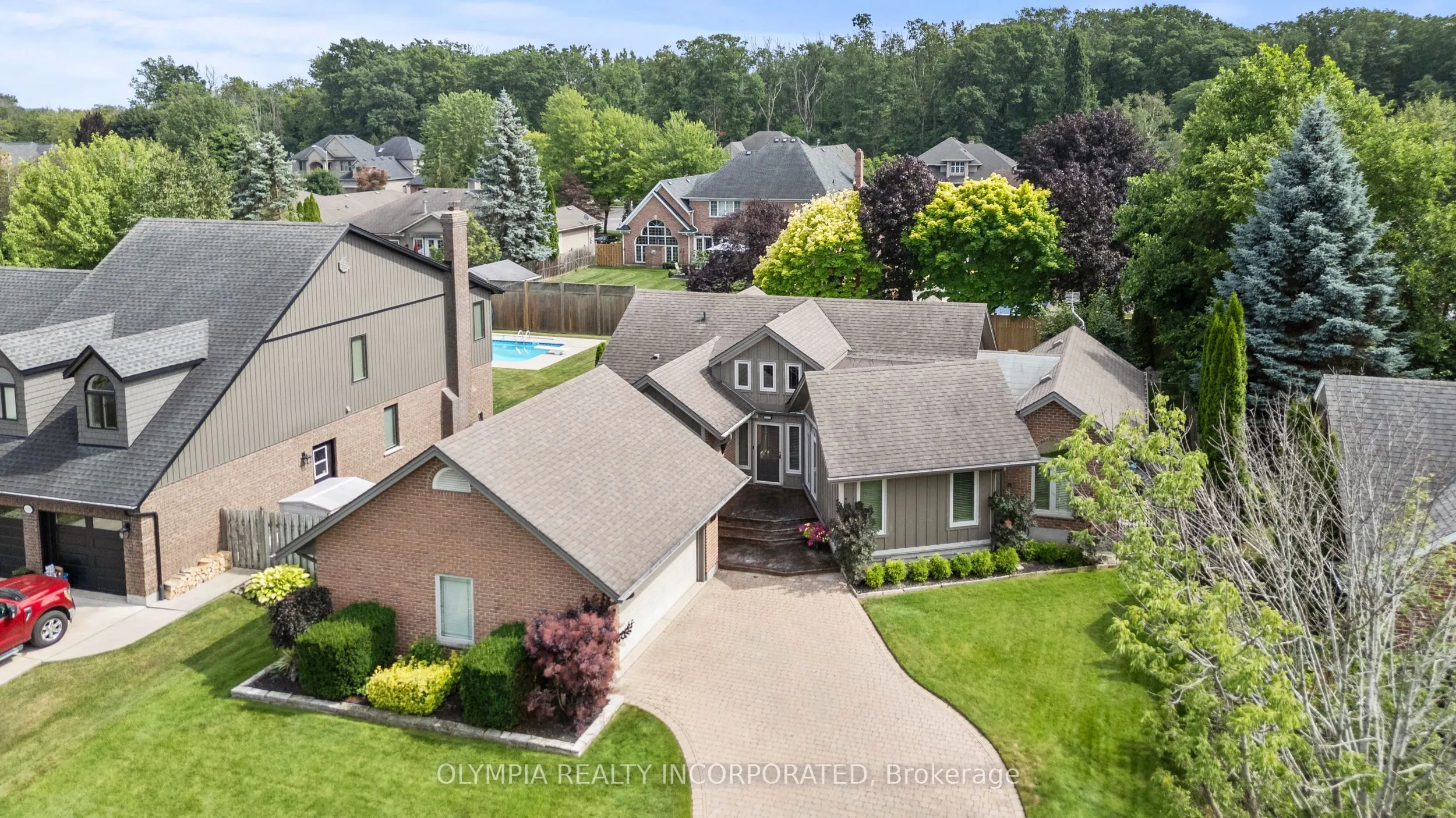 8198 Mount Olive Crescent