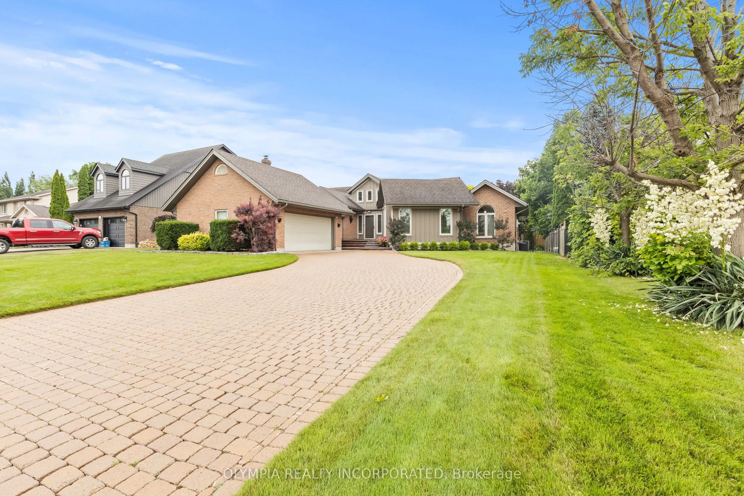 8198 Mount Olive Crescent