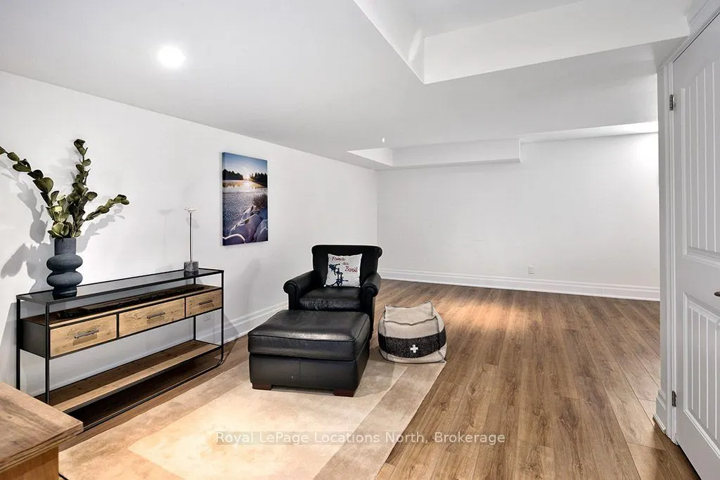 108 LANDRY Lane, #1