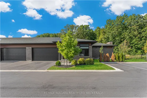 300 Richmond Street, #16